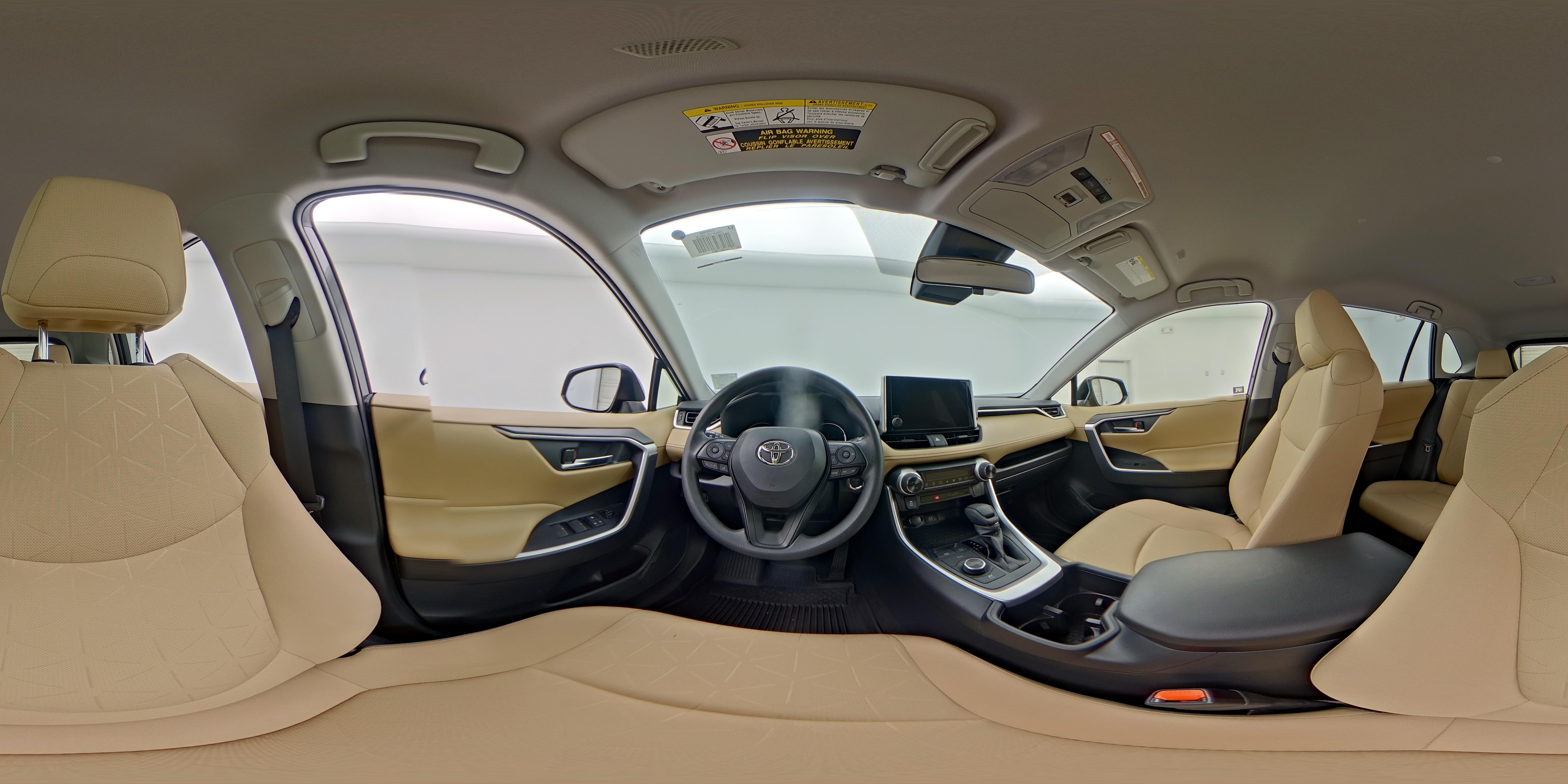 2025 Toyota RAV4 XLE - Photo 26