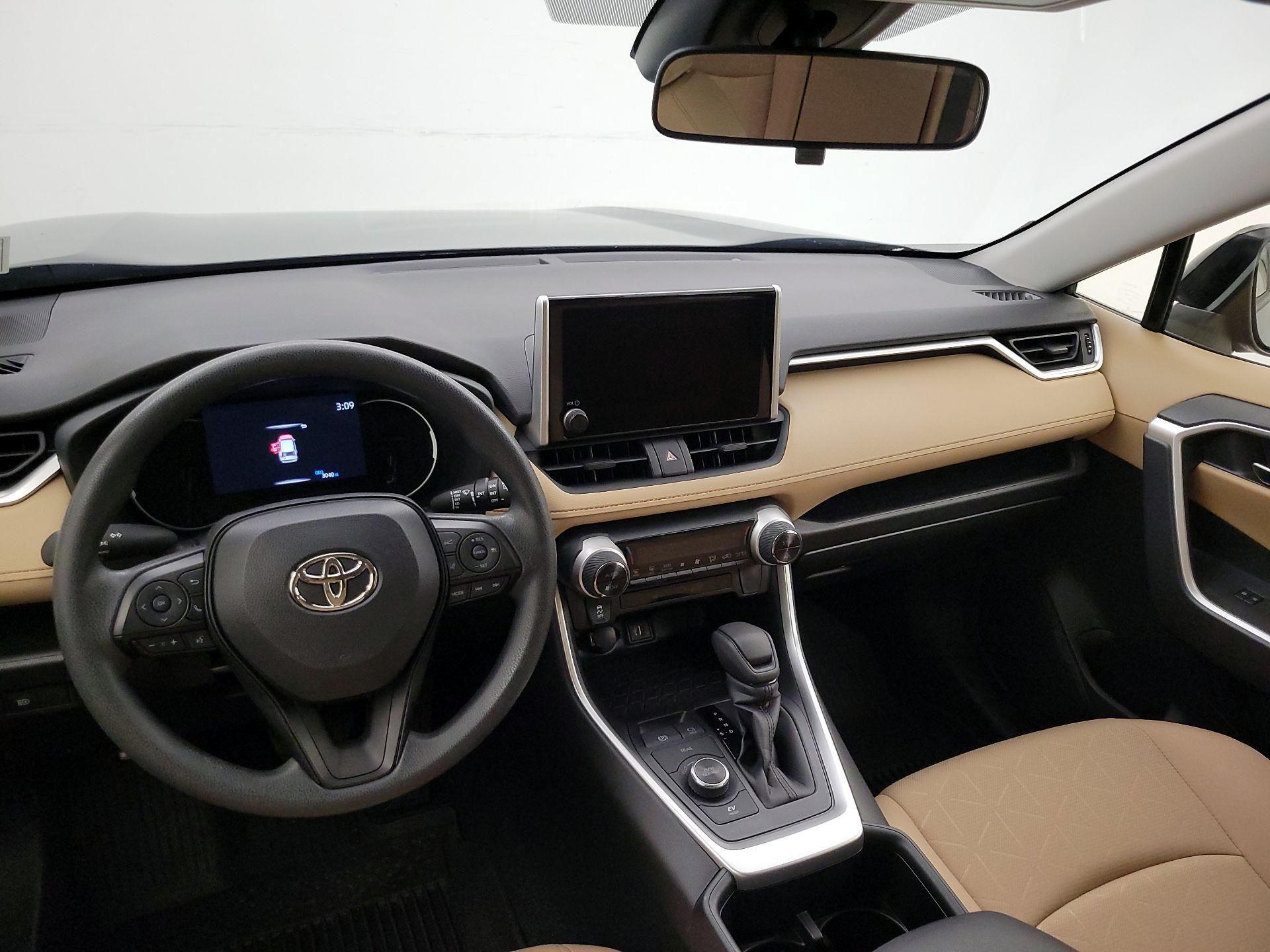 Thumbnail: 2025 Toyota RAV4 - 9