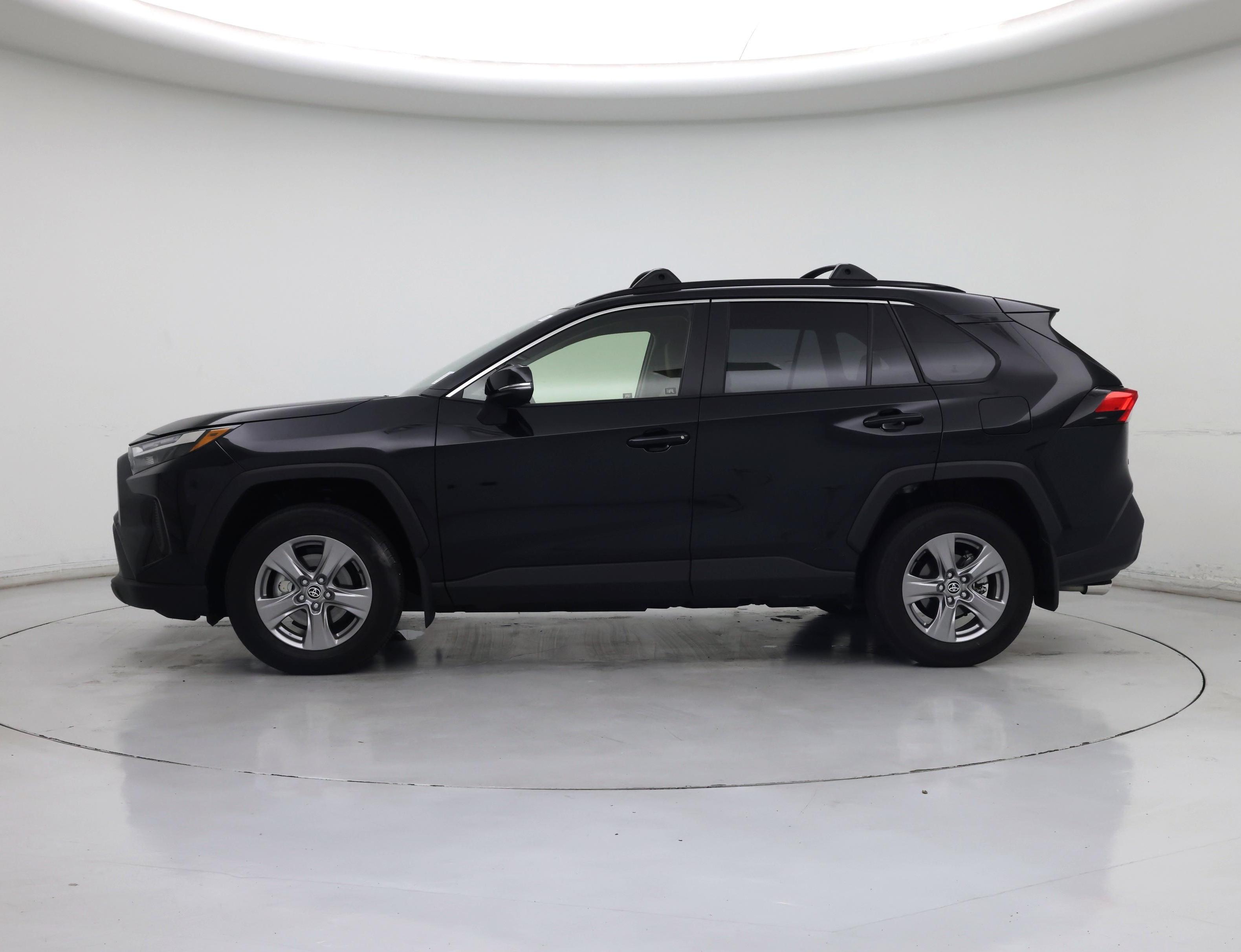 Thumbnail: 2025 Toyota RAV4 - 3