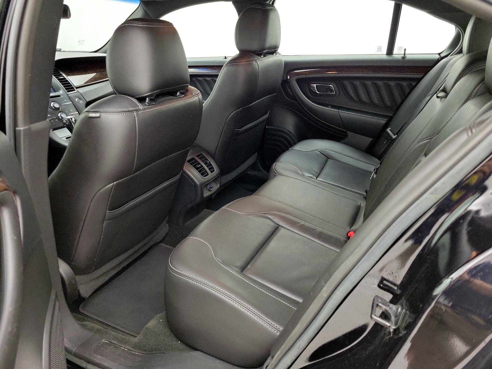 Thumbnail: 2016 Ford Taurus - 20