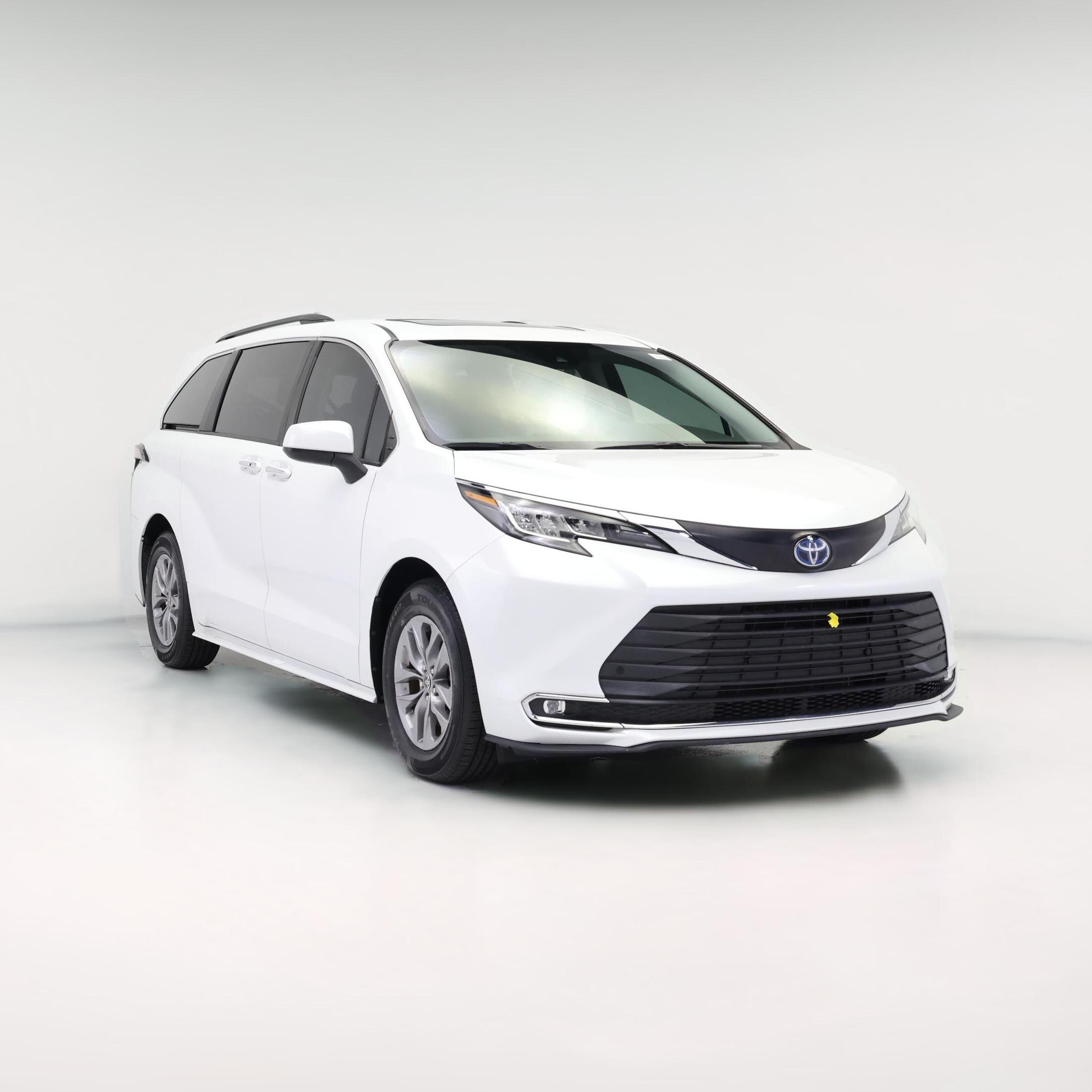 Thumbnail: 2023 Toyota Sienna - 1