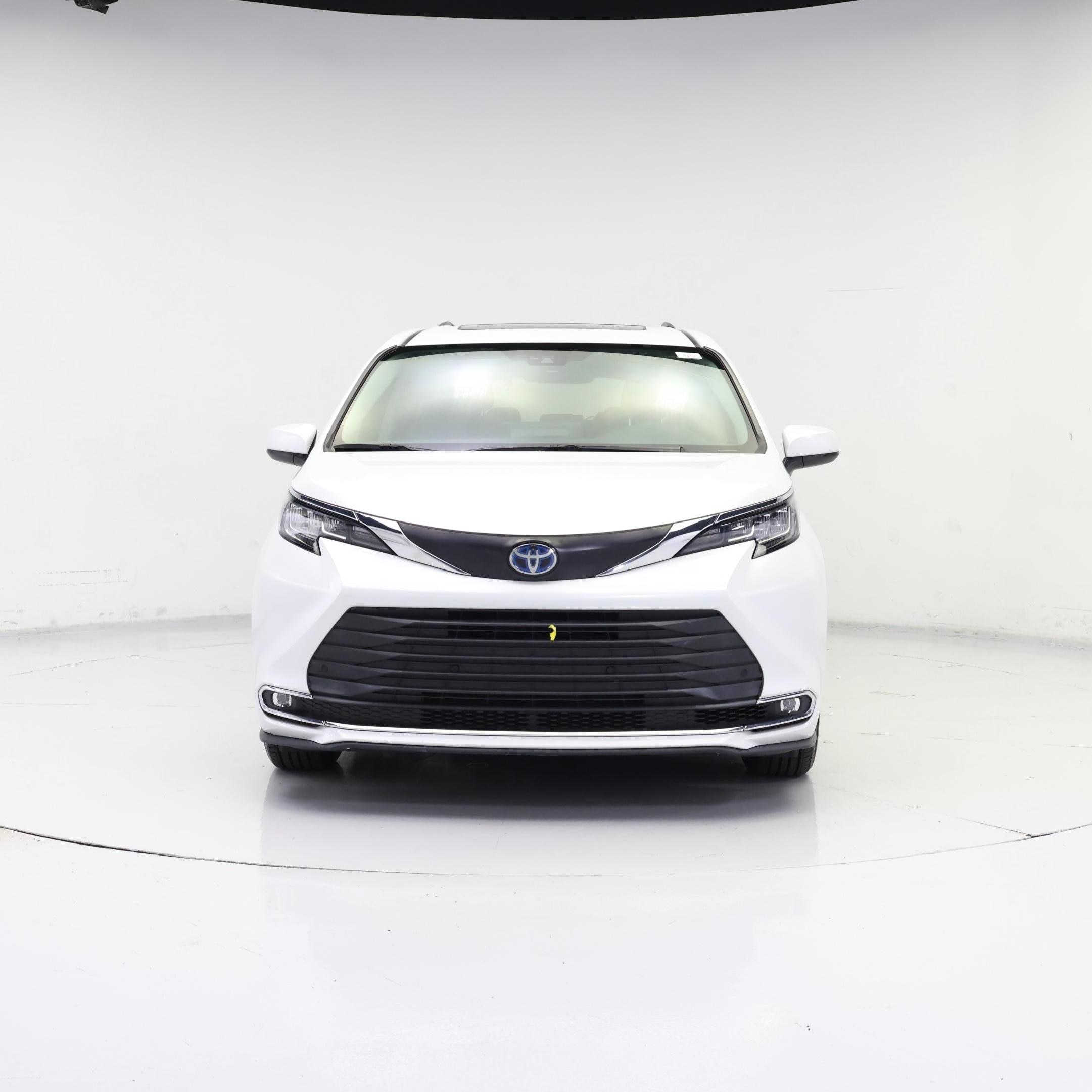 Thumbnail: 2023 Toyota Sienna - 5
