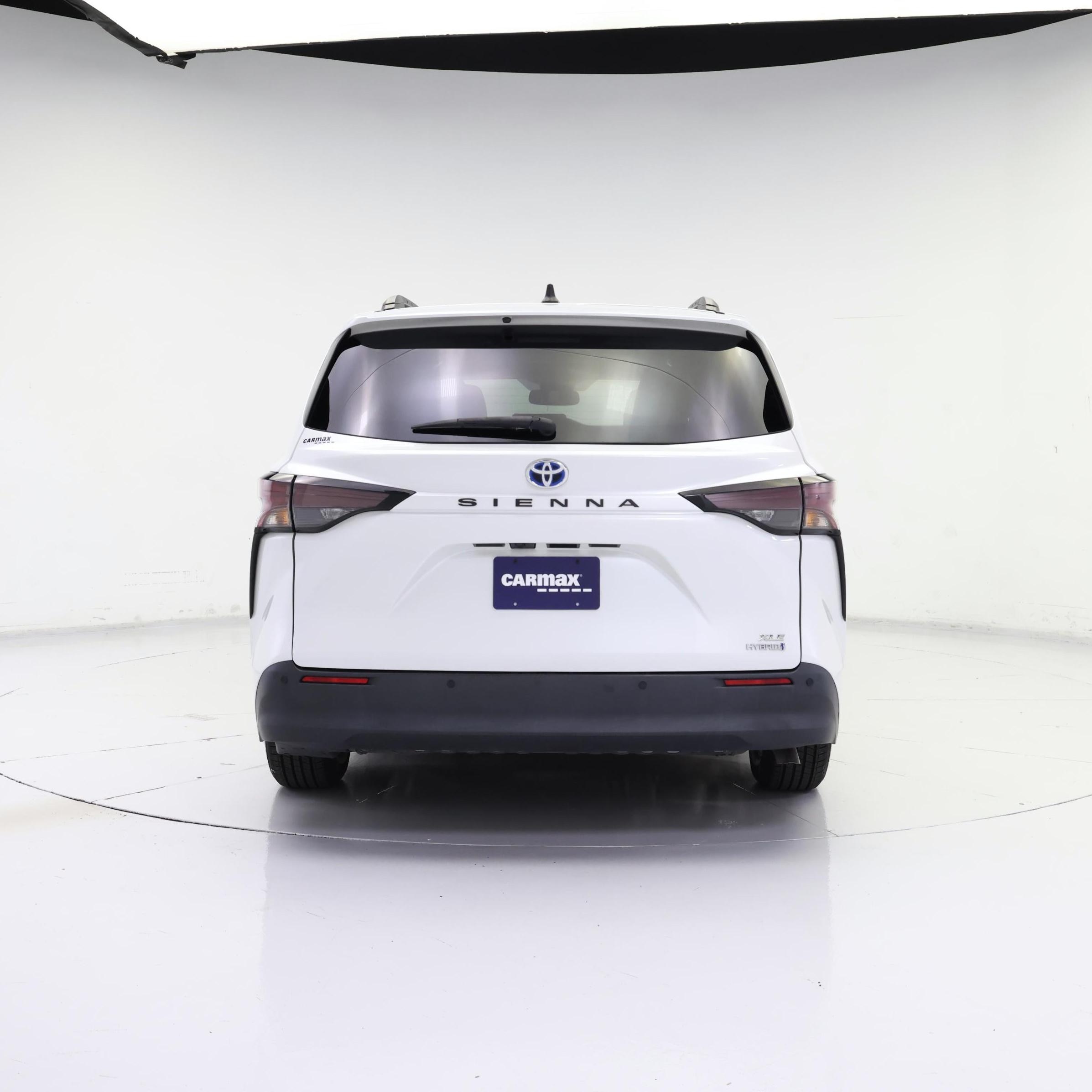 Thumbnail: 2023 Toyota Sienna - 6