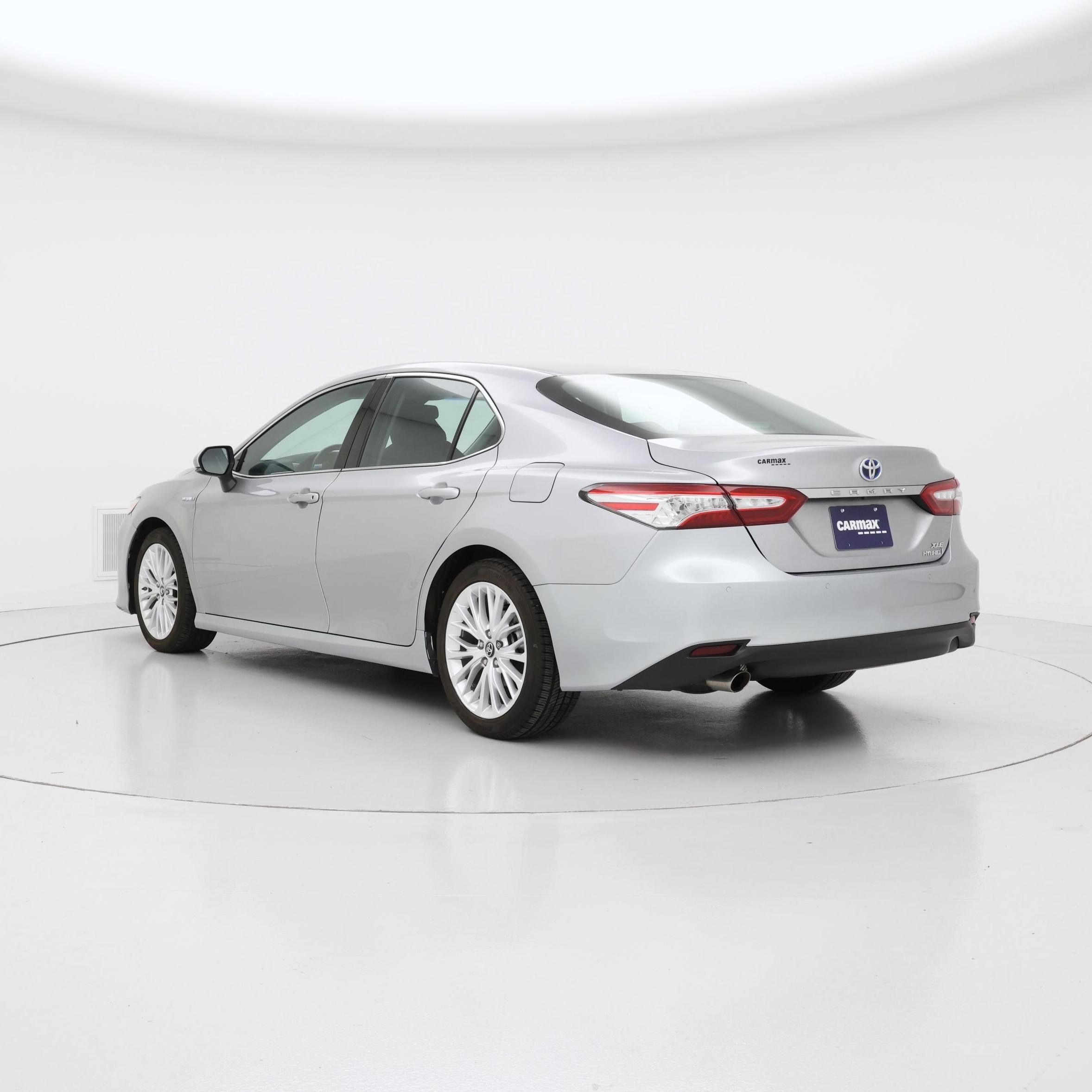 Thumbnail: 2018 Toyota Camry - 2