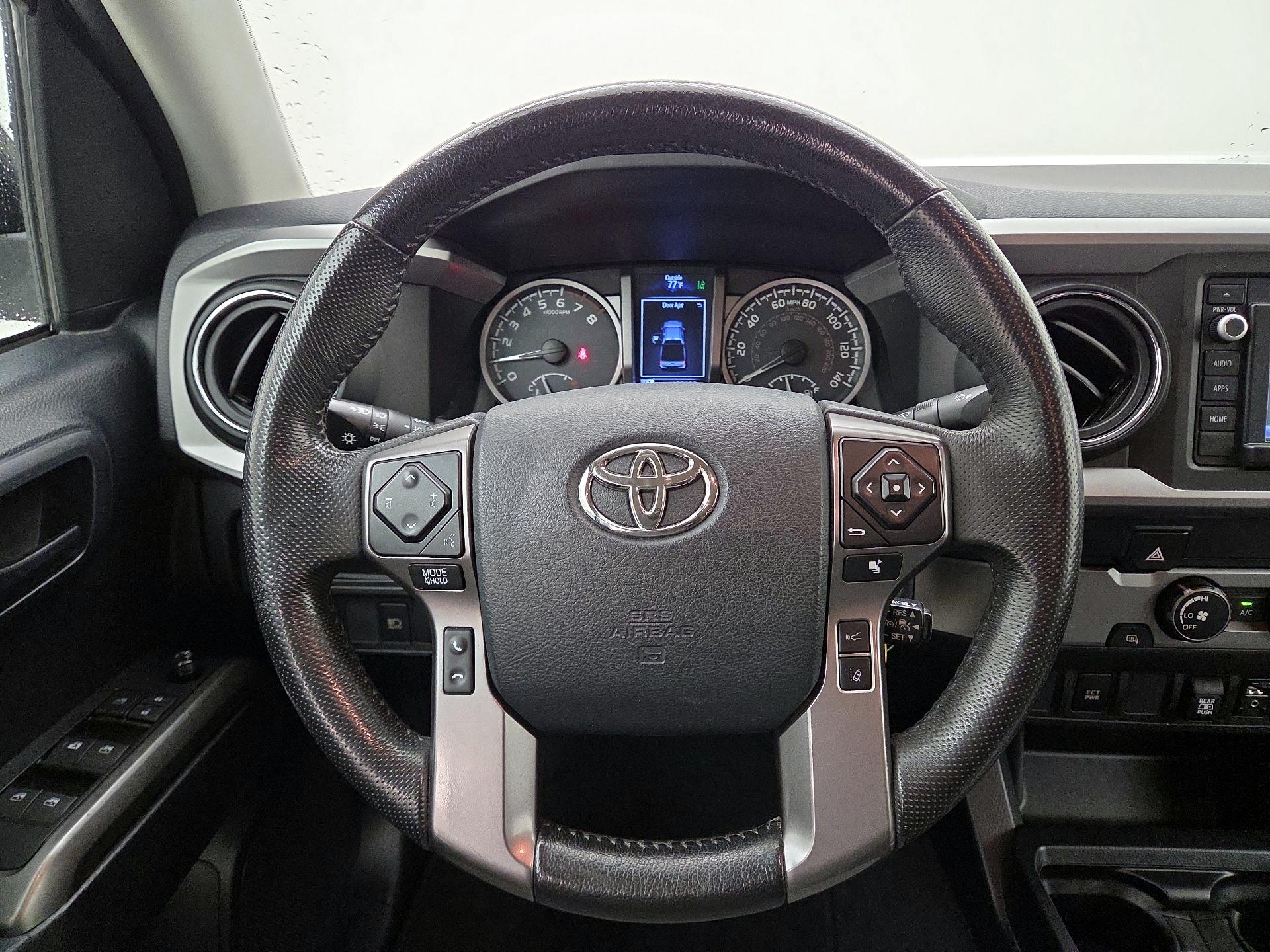 Thumbnail: 2019 Toyota Tacoma - 10