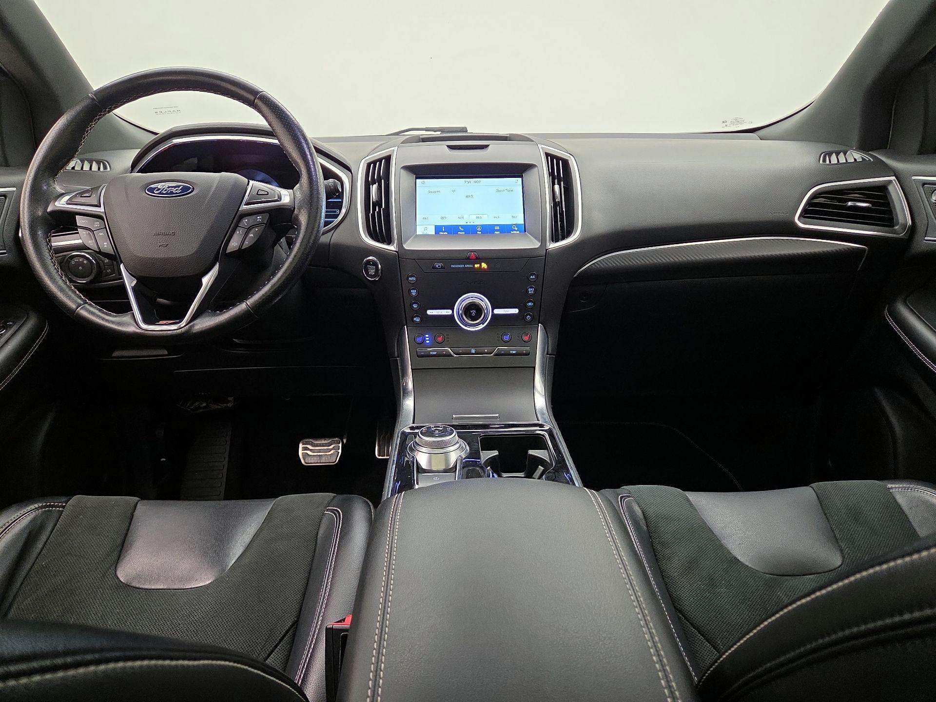 Thumbnail: 2020 Ford Edge - 9