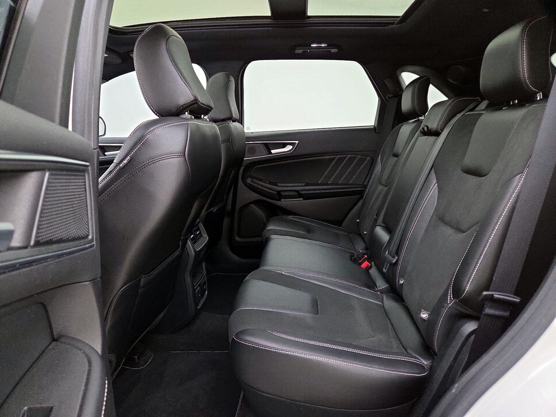 Thumbnail: 2020 Ford Edge - 20