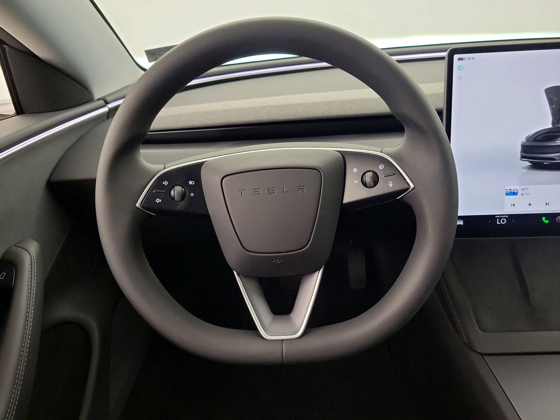 Thumbnail: 2025 Tesla Model 3 - 10