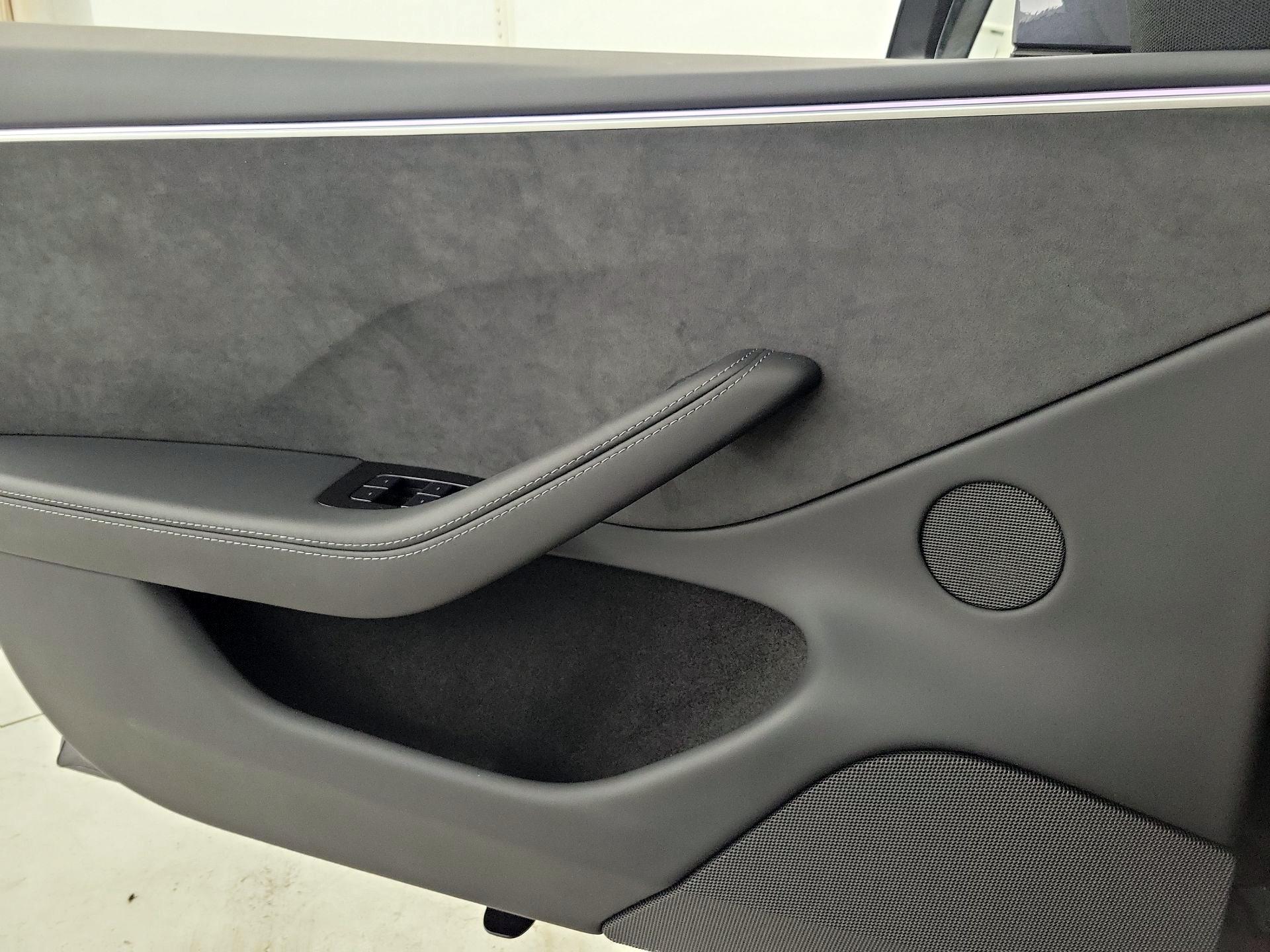 Thumbnail: 2025 Tesla Model 3 - 12