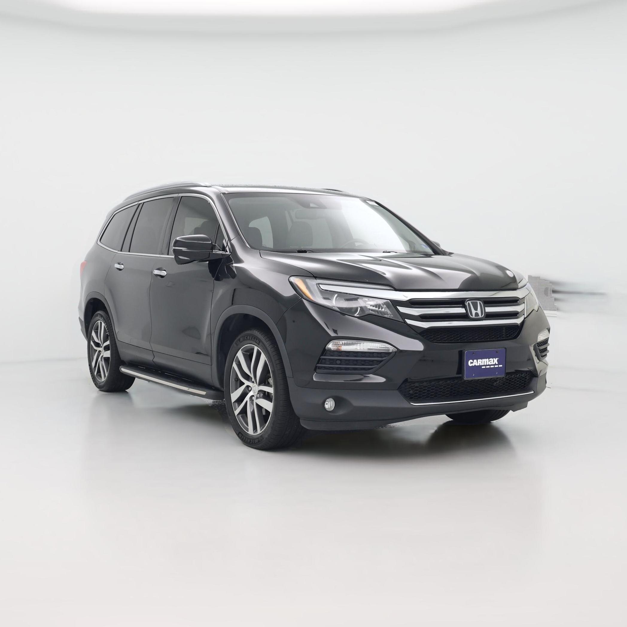 Thumbnail: 2017 Honda Pilot - 1