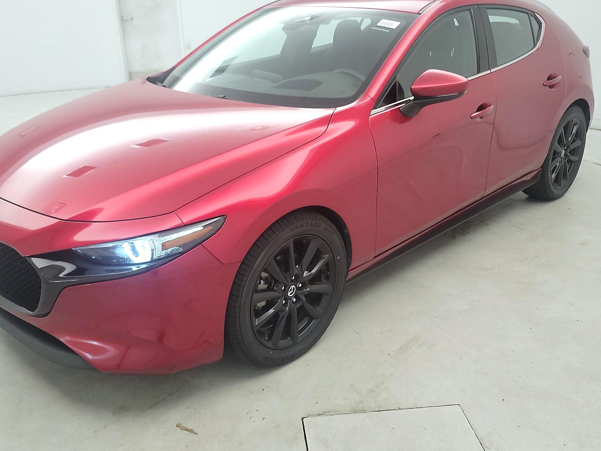 Thumbnail: 2021 Mazda Mazda3 - 3