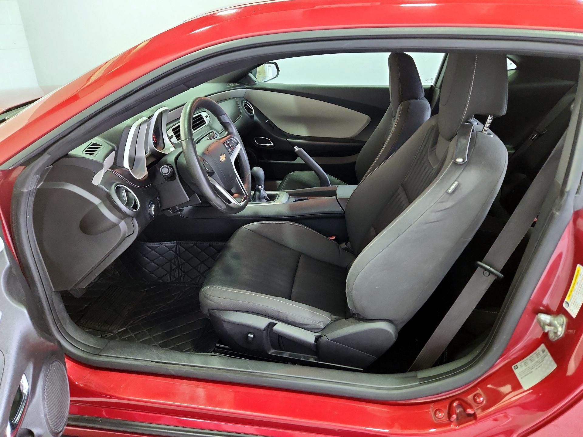 Thumbnail: 2015 Chevrolet Camaro - 11