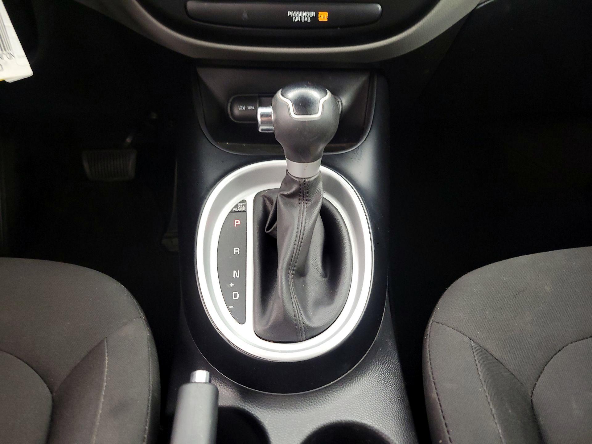 Thumbnail: 2019 Kia Soul - 17