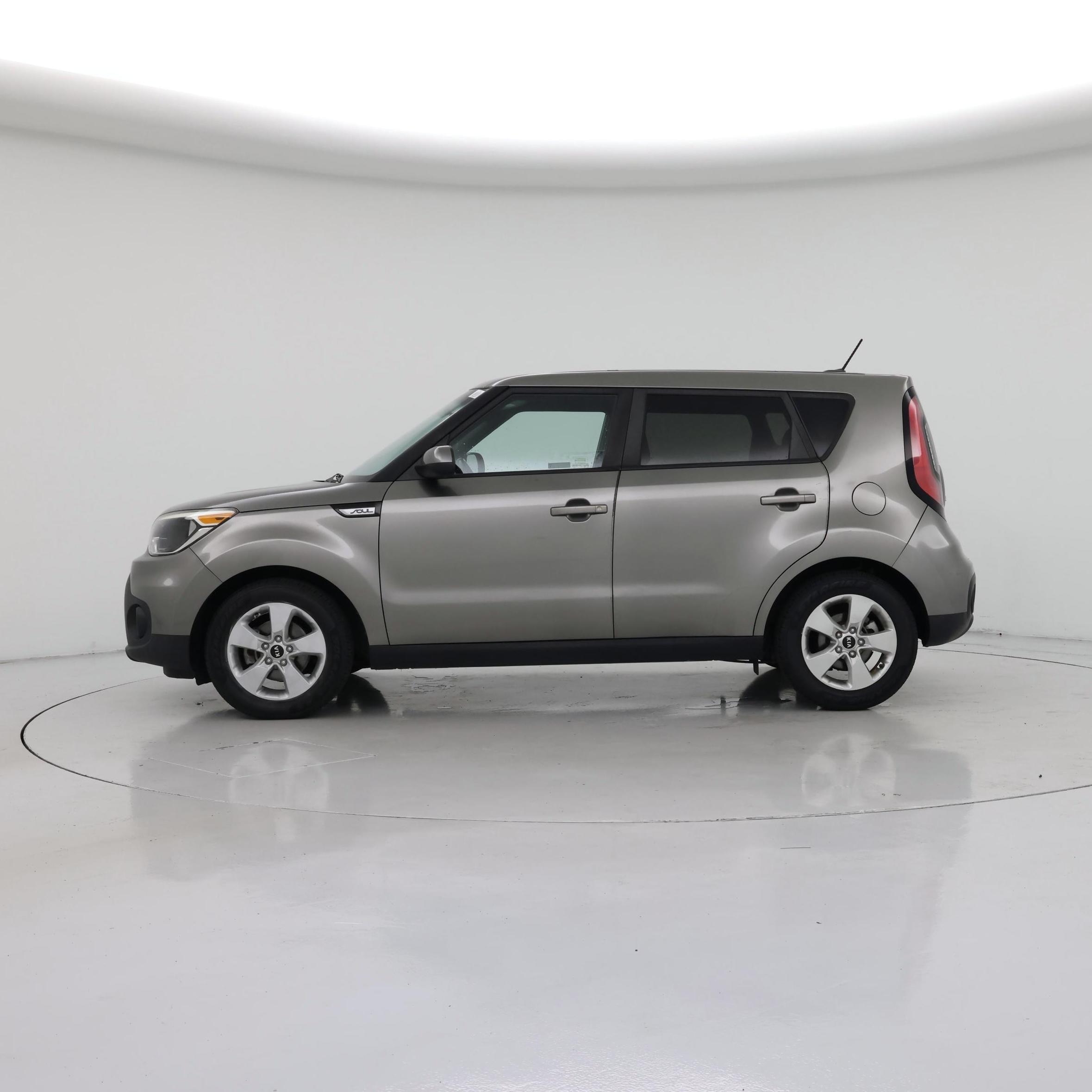 Thumbnail: 2019 Kia Soul - 3