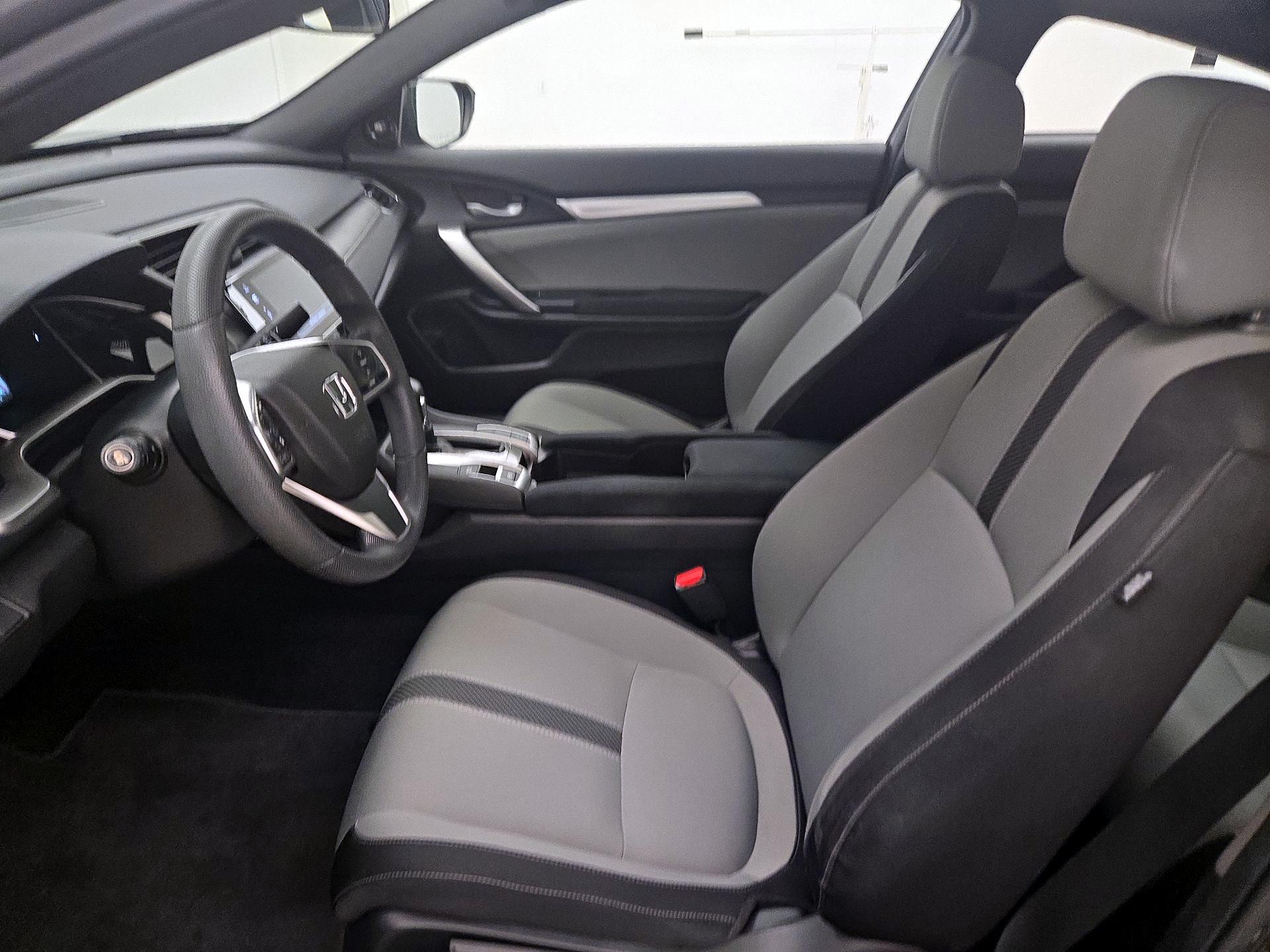 Thumbnail: 2016 Honda Civic - 11