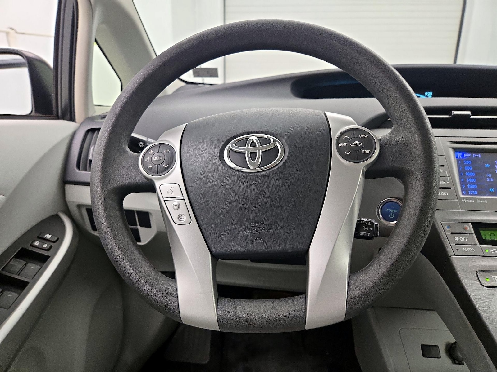 2014 Toyota Prius Three - Photo 11