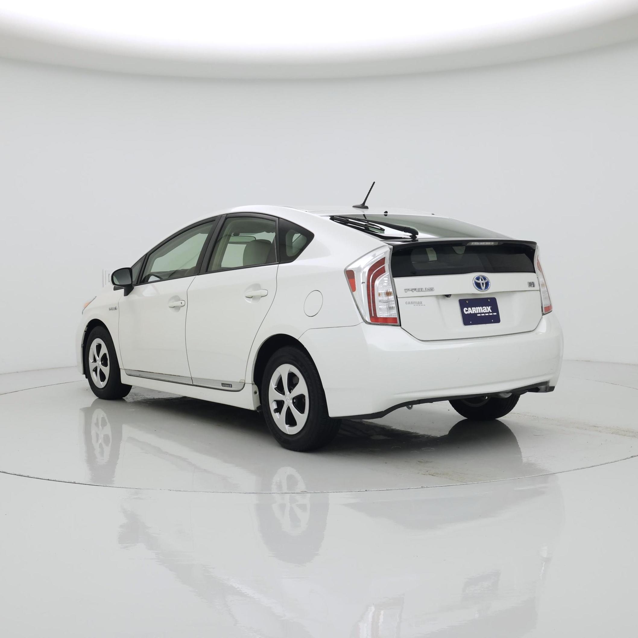 Thumbnail: 2014 Toyota Prius - 2