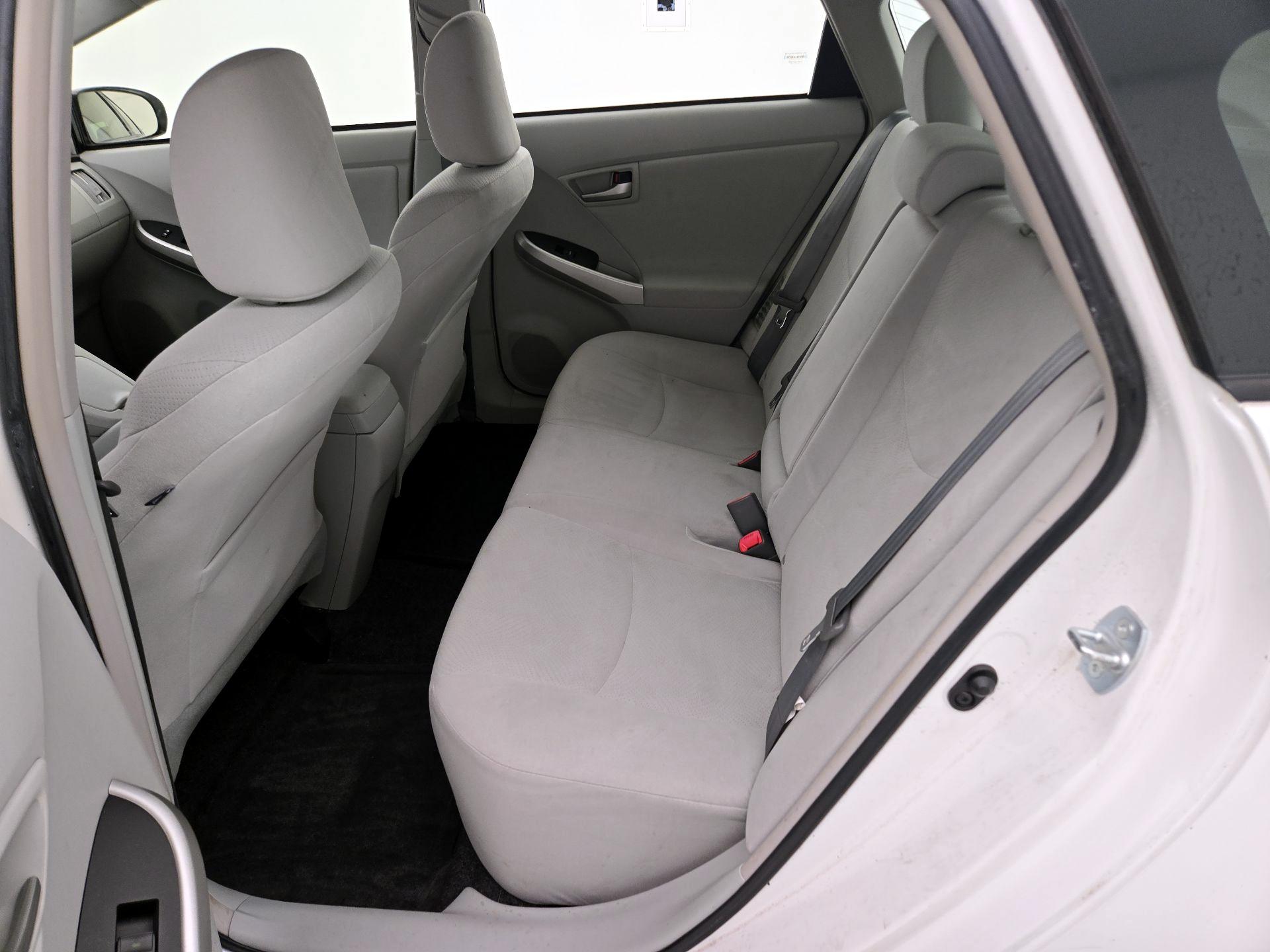 Thumbnail: 2014 Toyota Prius - 19