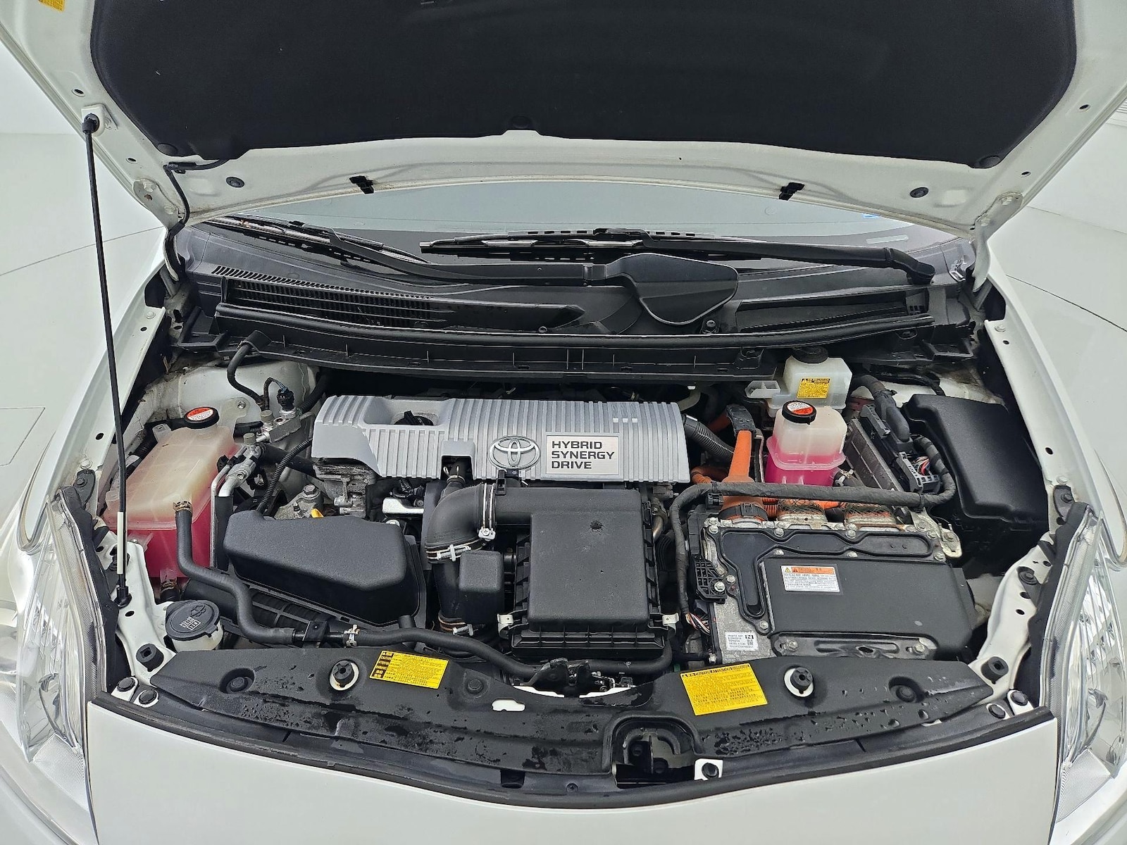 2014 Toyota Prius Three - Photo 22