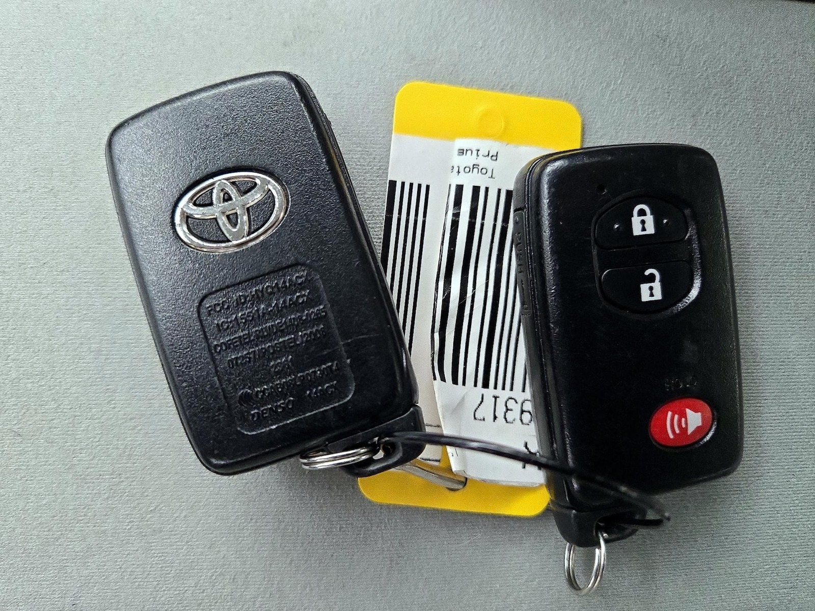 2014 Toyota Prius Three - Photo 23