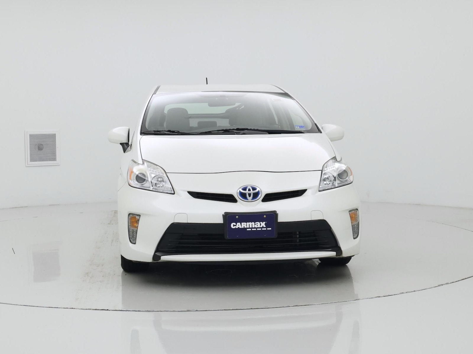 2014 Toyota Prius Three - Photo 6
