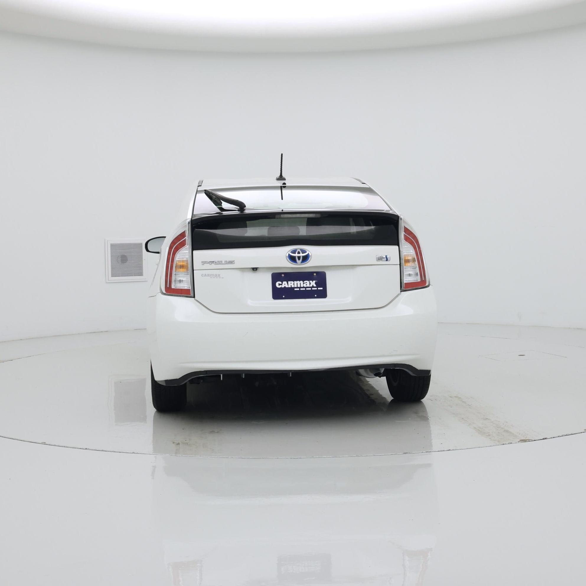 Thumbnail: 2014 Toyota Prius - 6