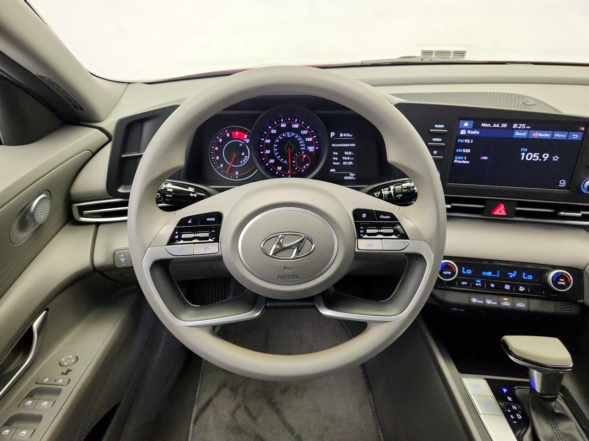 Thumbnail: 2021 Hyundai Elantra - 10