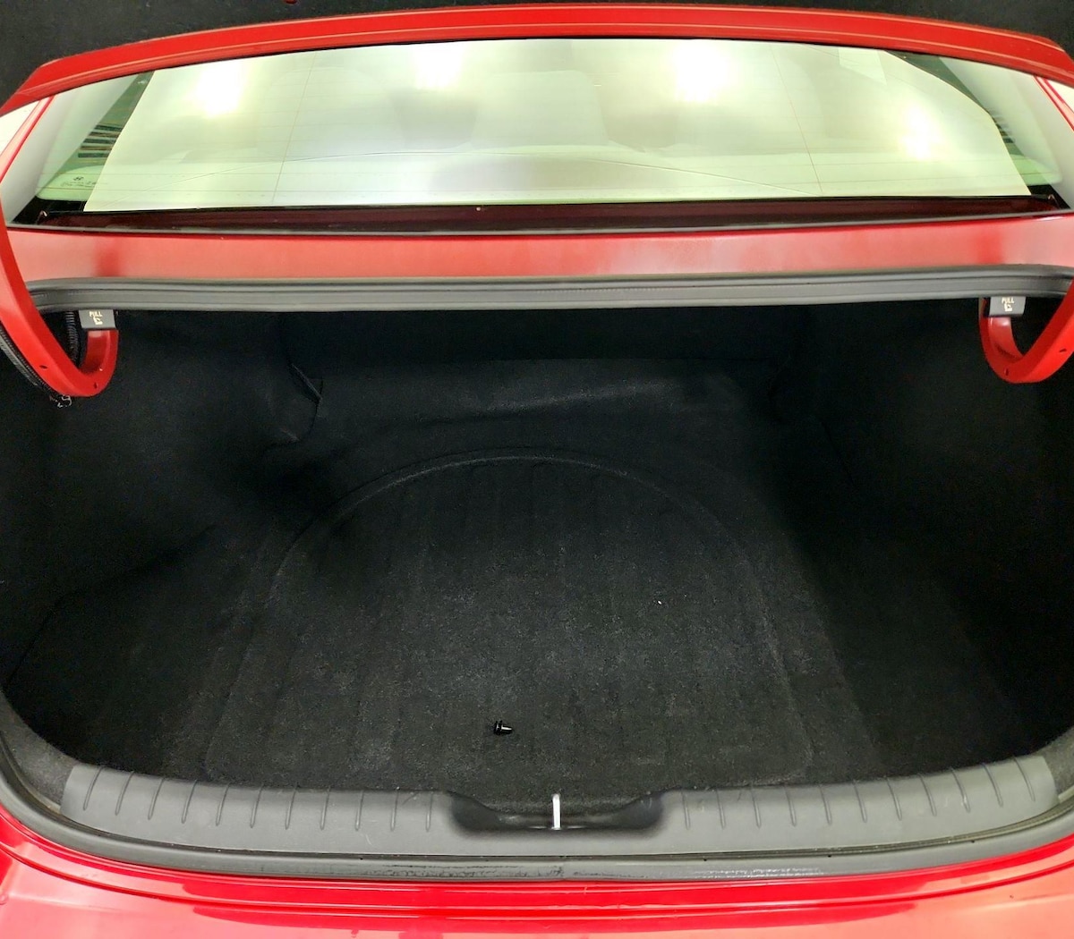 Trunk/Cargo (Seats Up)