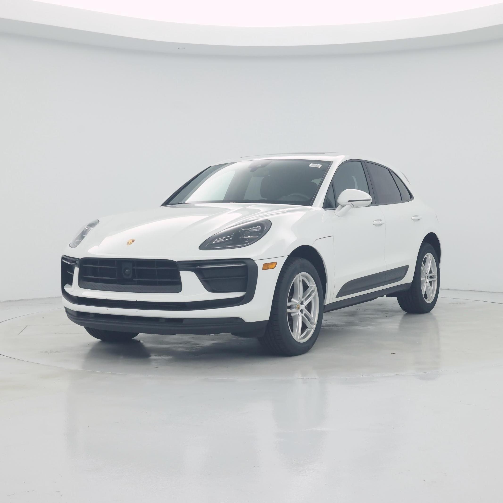 Thumbnail: 2024 Porsche Macan - 4