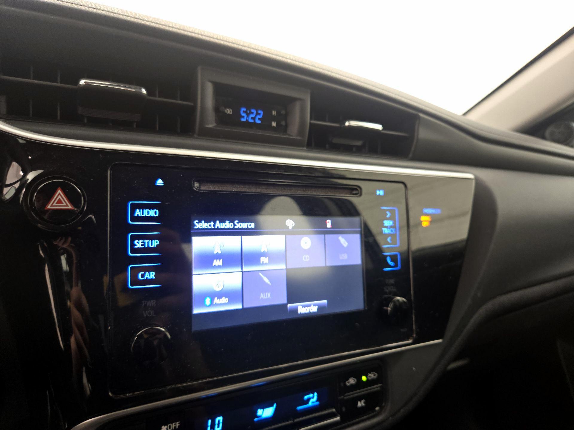 Thumbnail: 2019 Toyota Corolla - 15