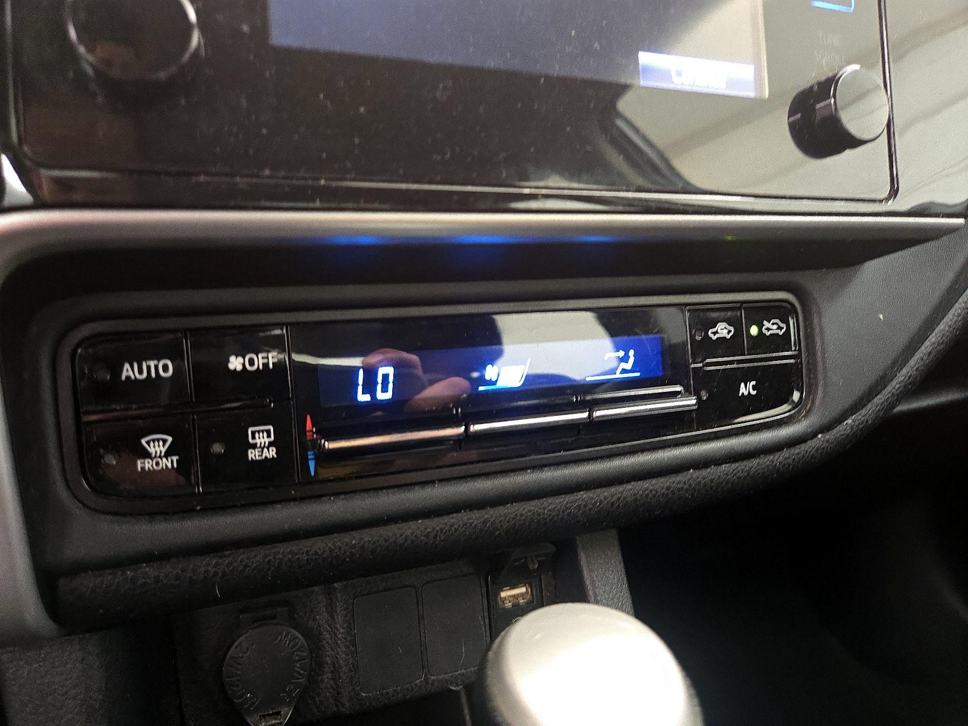 Thumbnail: 2019 Toyota Corolla - 16