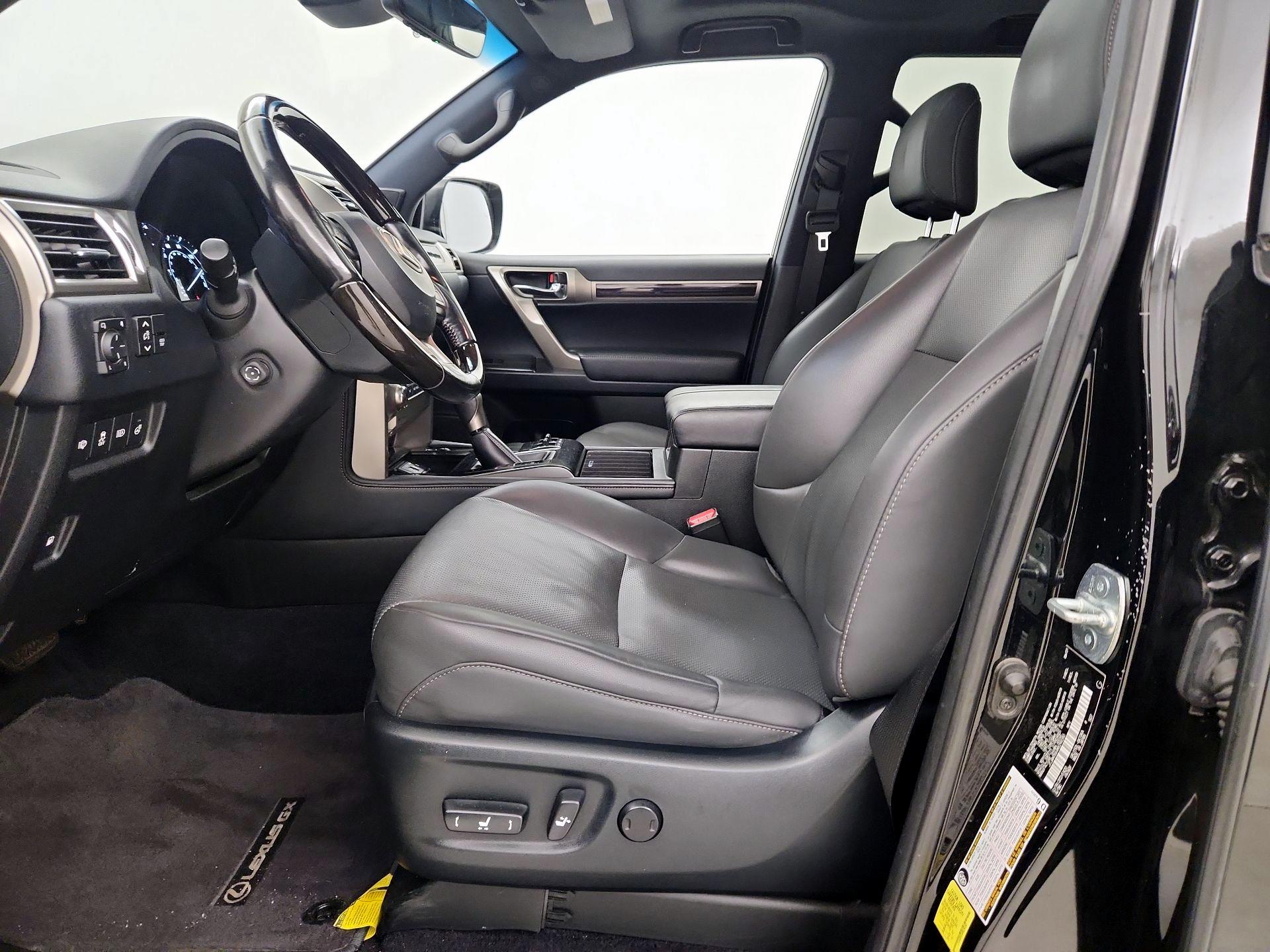 Thumbnail: 2021 Lexus GX - 11