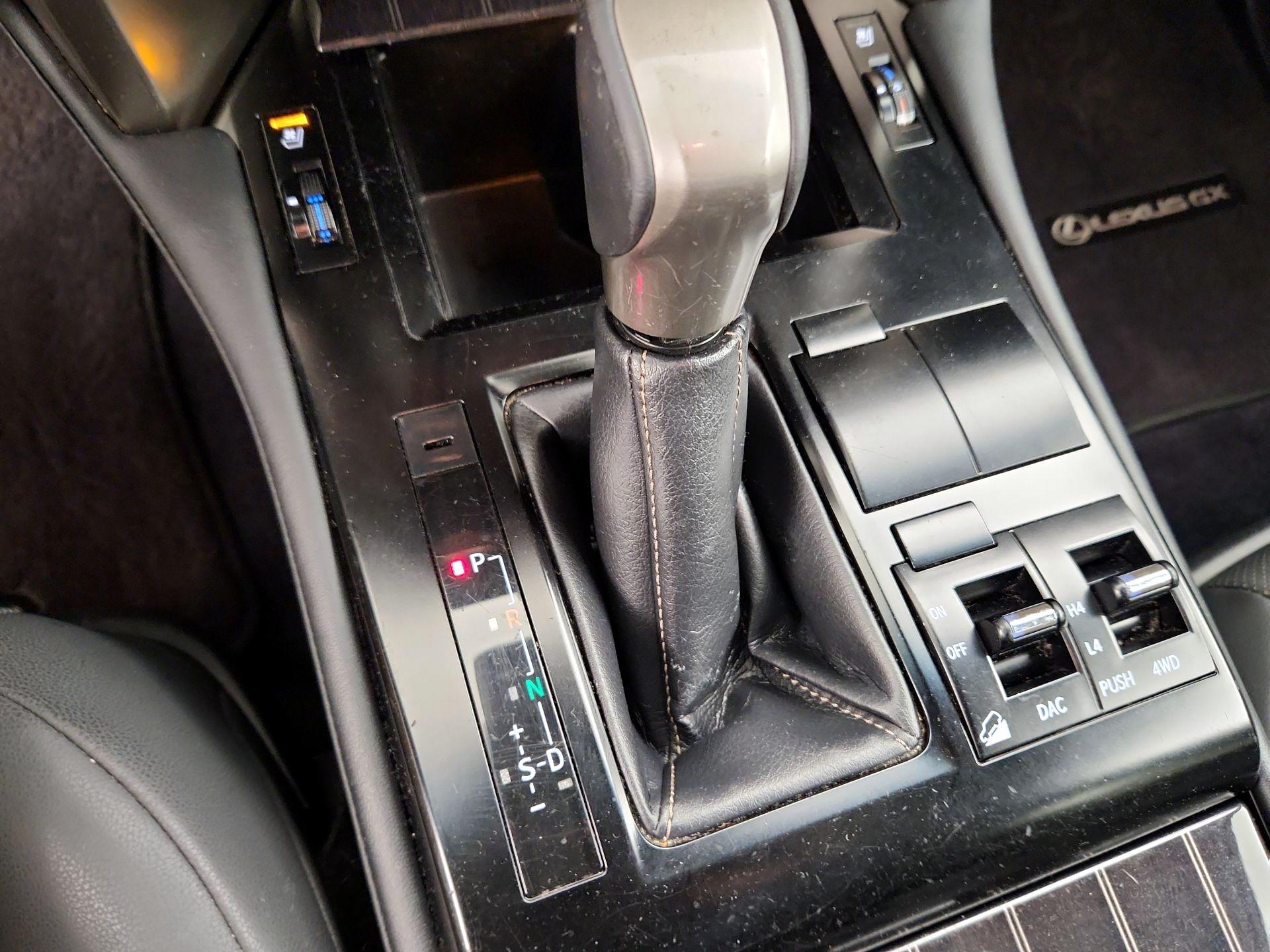 Thumbnail: 2021 Lexus GX - 18