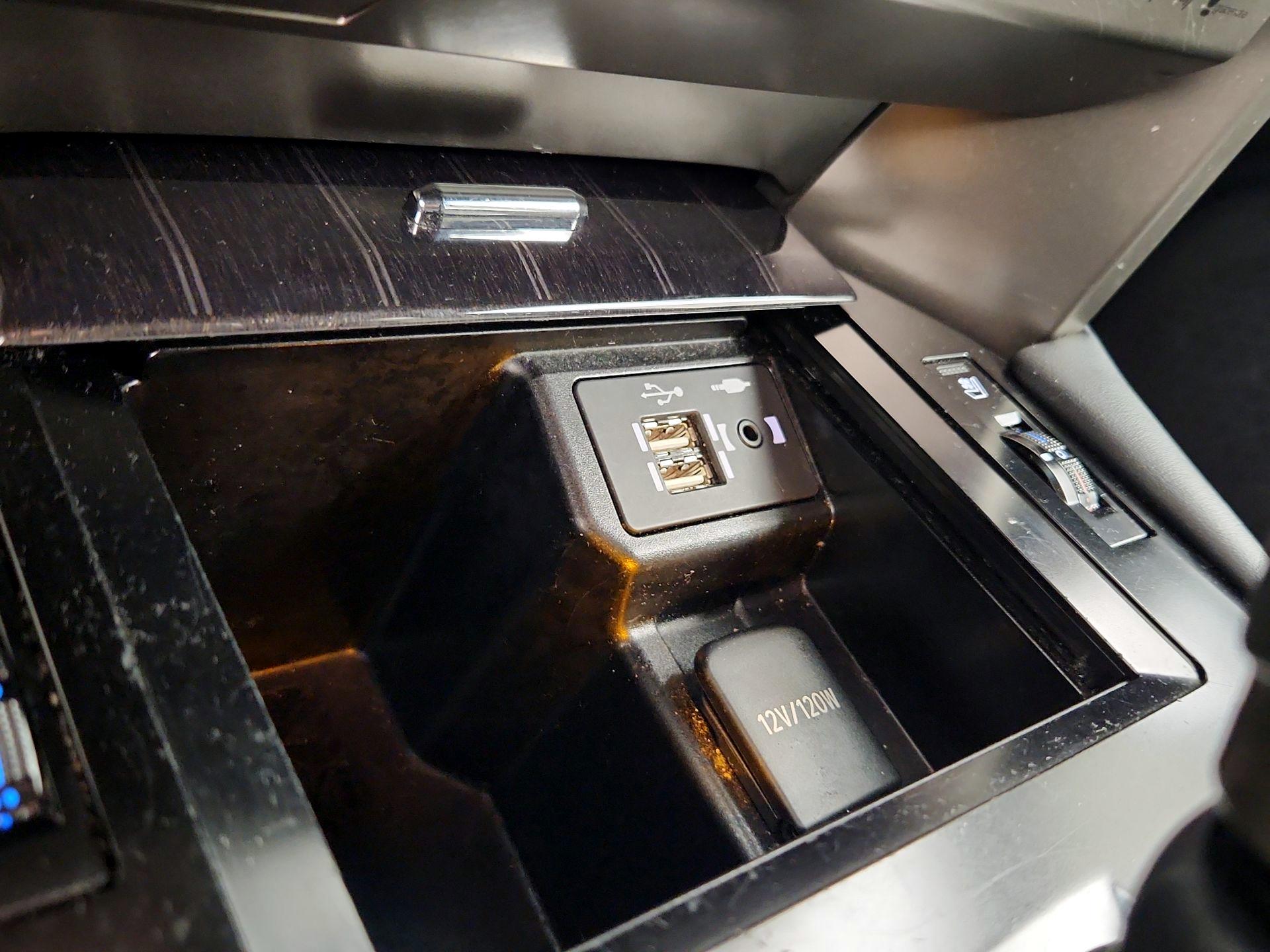 Thumbnail: 2021 Lexus GX - 19