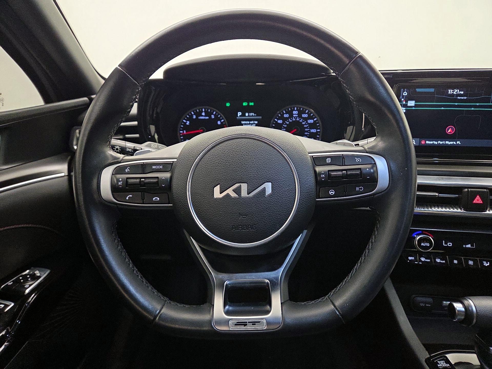 Thumbnail: 2023 Kia K5 - 10