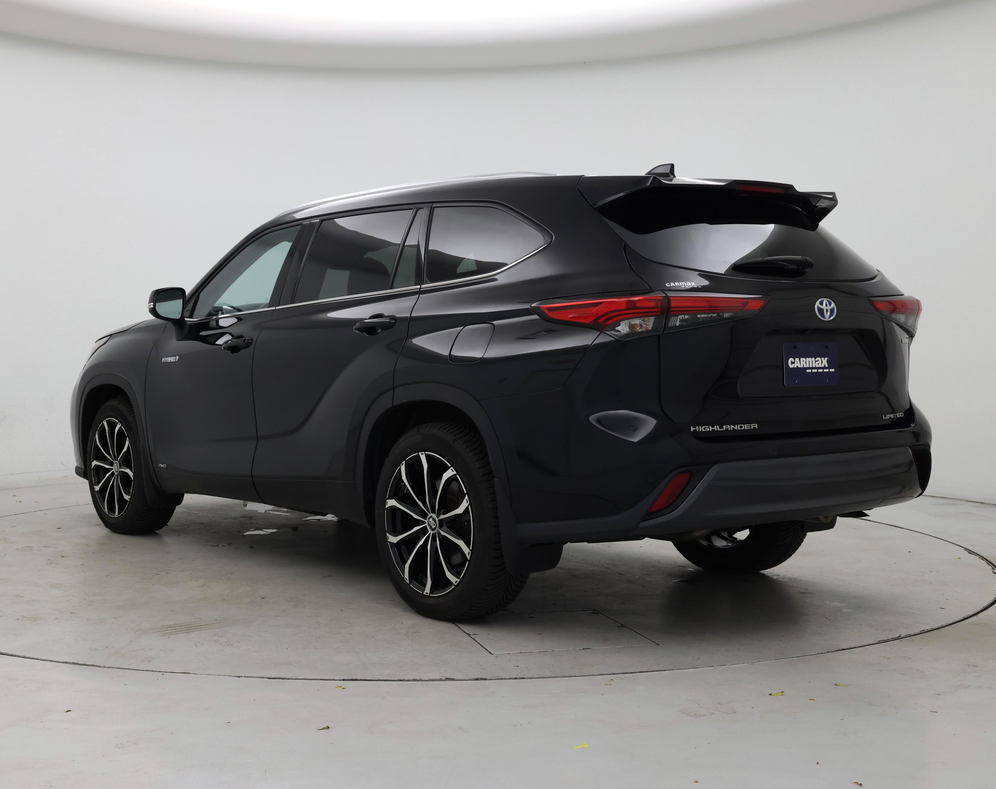 Thumbnail: 2021 Toyota Highlander - 2