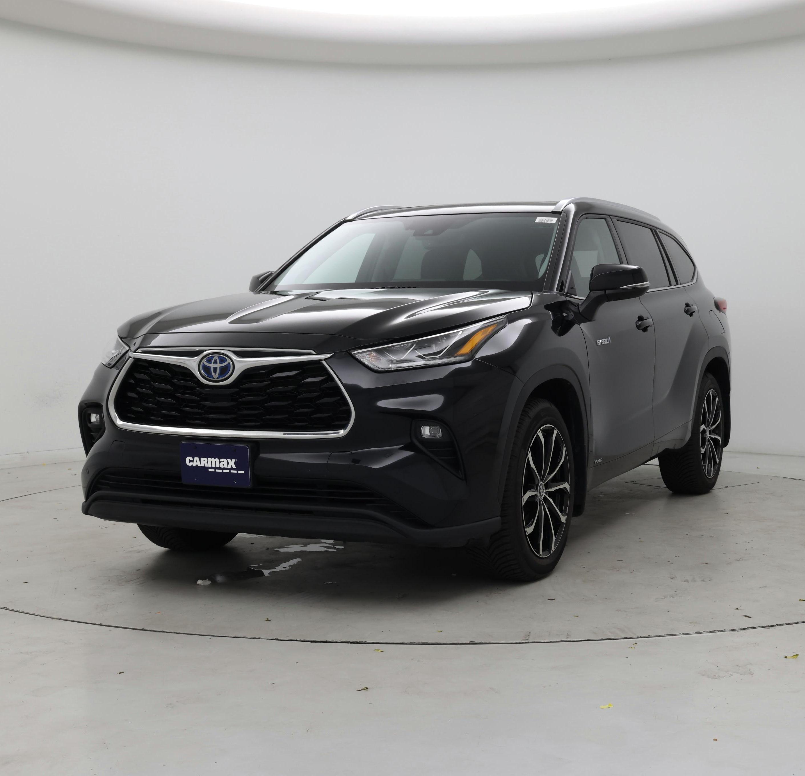 Thumbnail: 2021 Toyota Highlander - 4