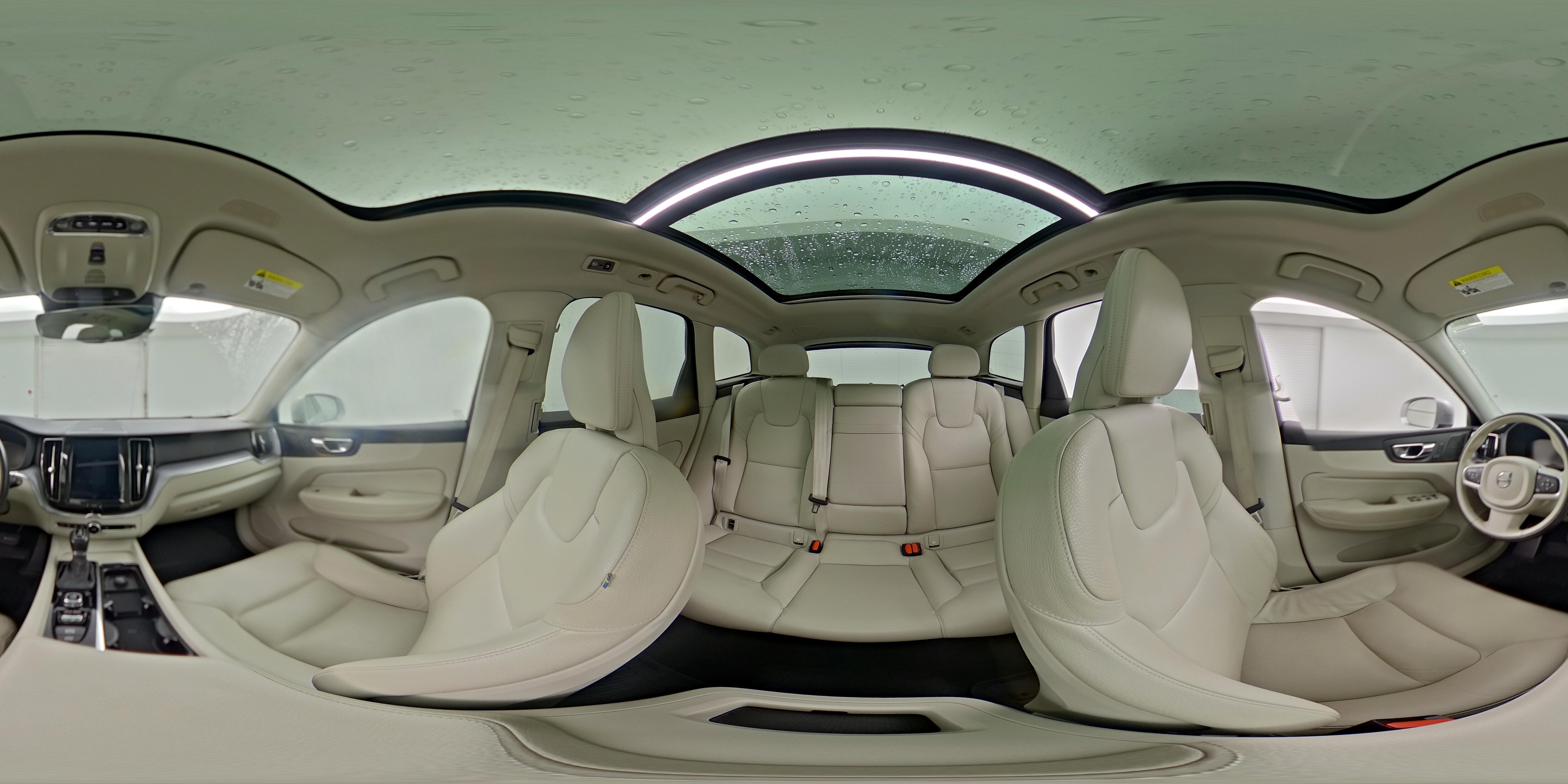 2020 Volvo XC60 Momentum - Photo 25