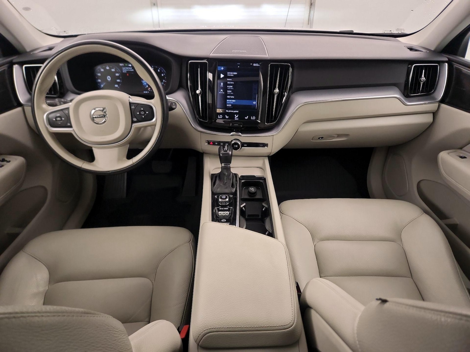 2020 Volvo XC60 Momentum - Photo 10