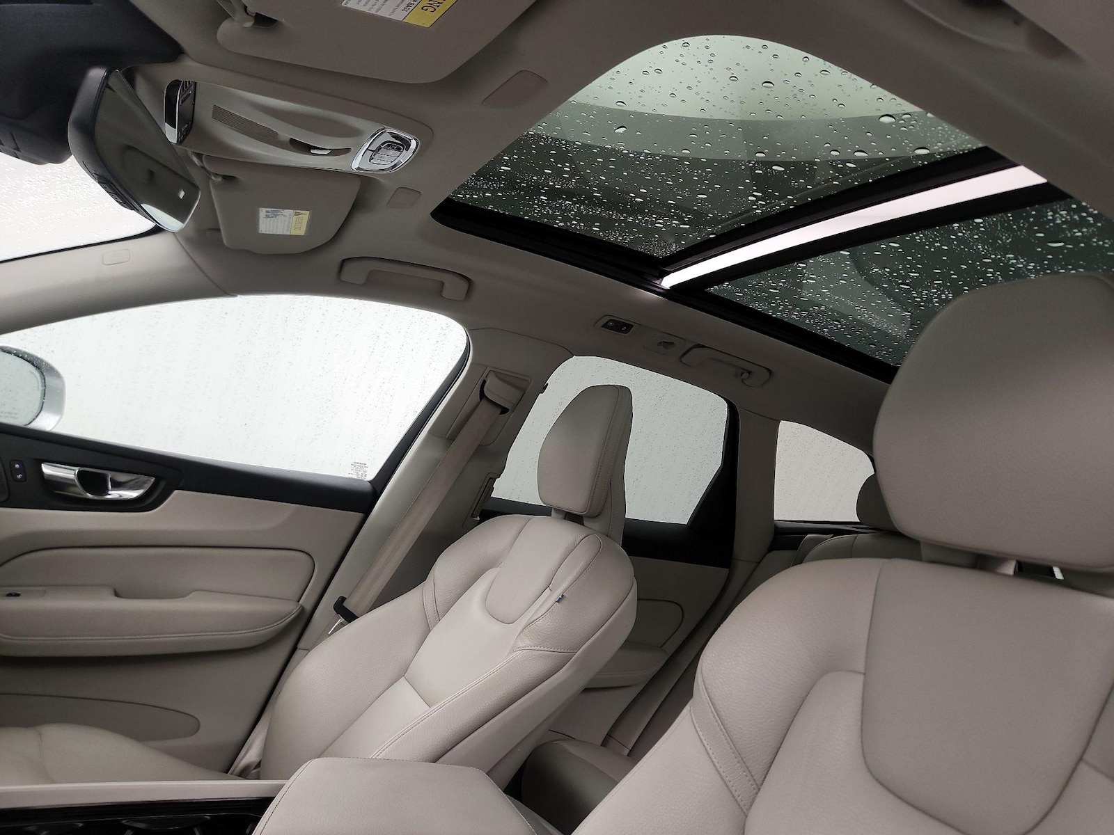 2020 Volvo XC60 Momentum - Photo 20