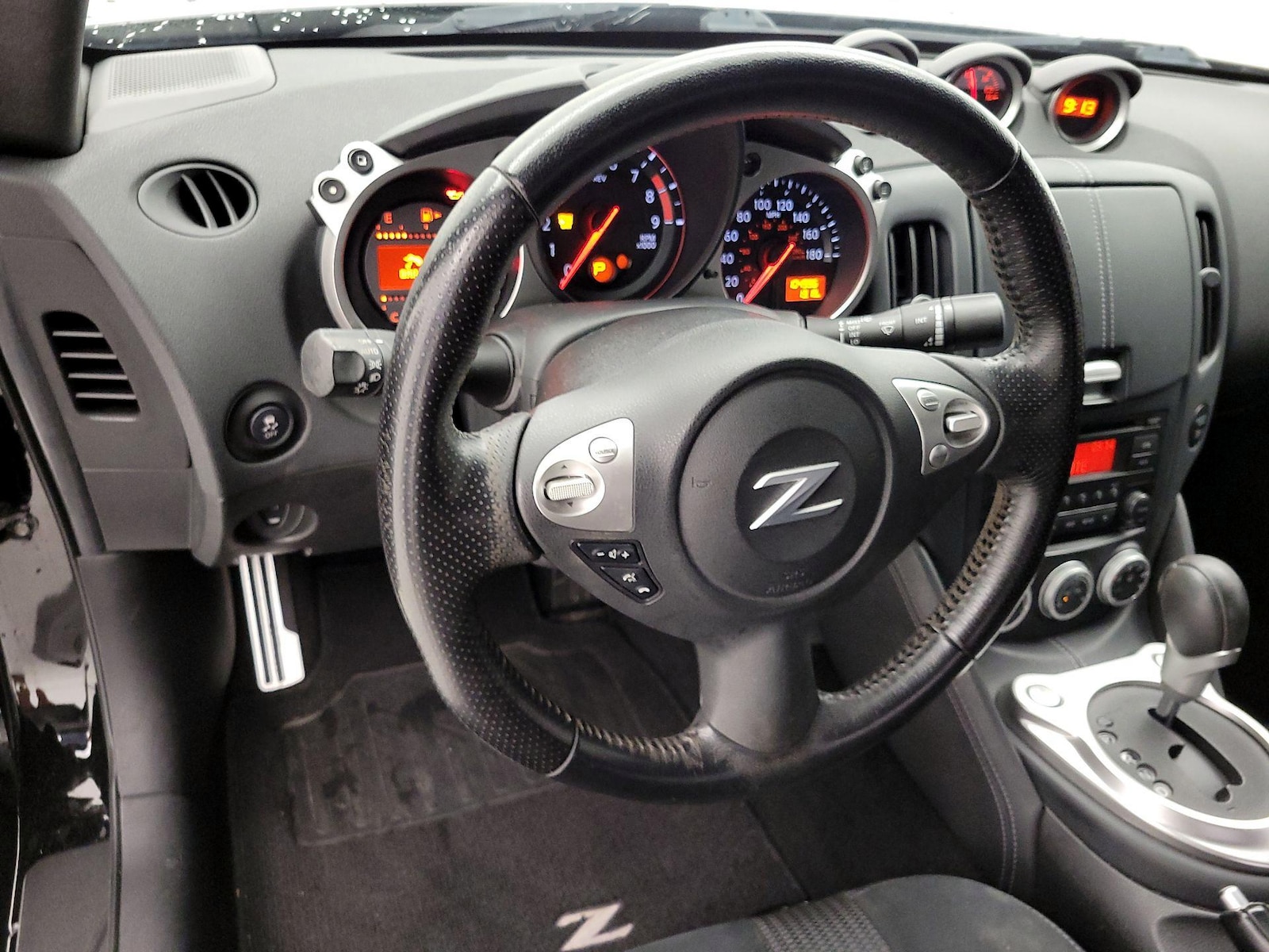 2017 Nissan 370Z Coupe Base - Photo 11