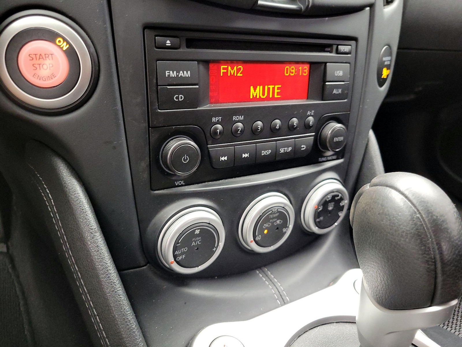 2017 Nissan 370Z Coupe Base - Photo 16