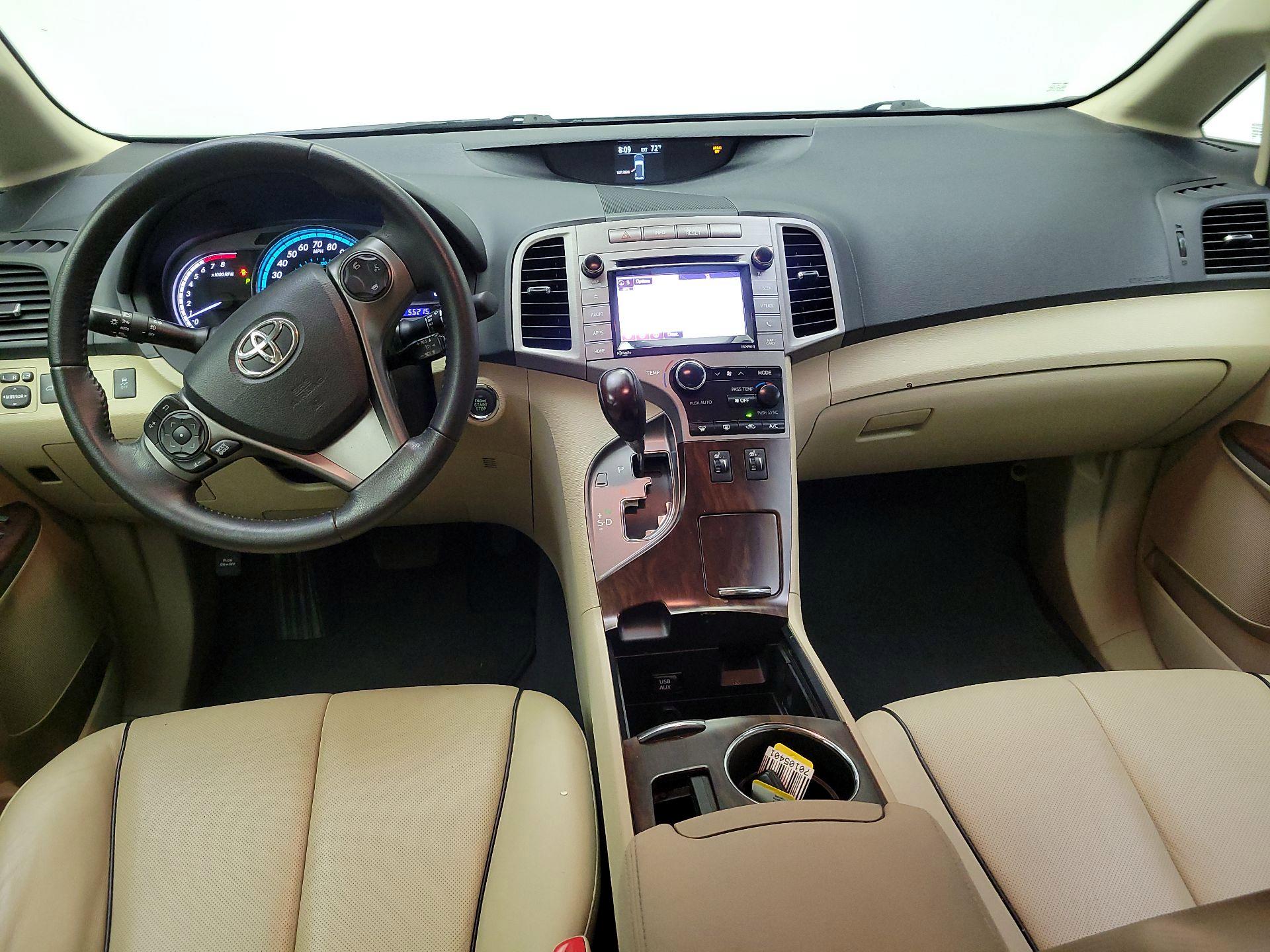 Thumbnail: 2015 Toyota Venza - 9