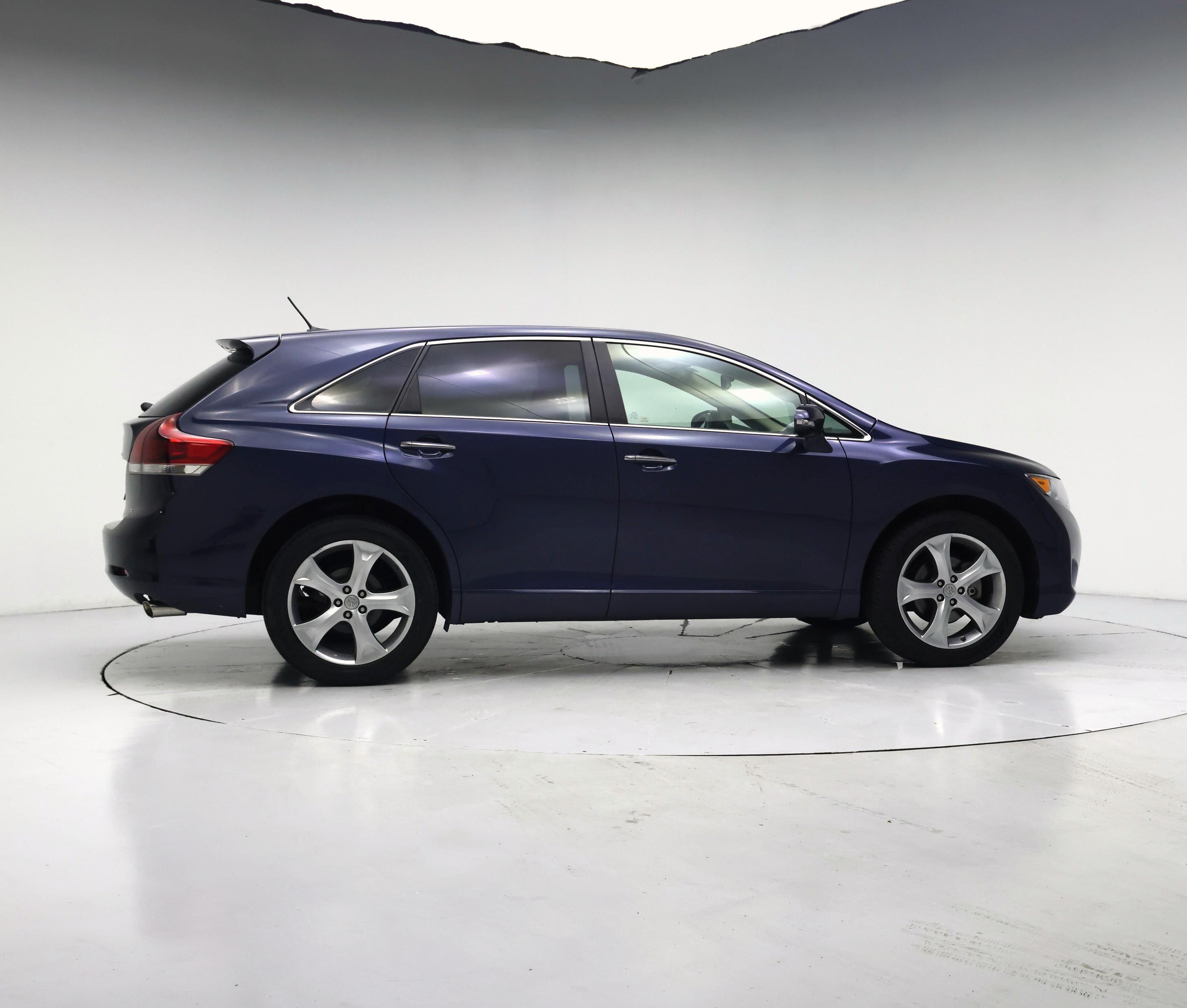 Thumbnail: 2015 Toyota Venza - 7