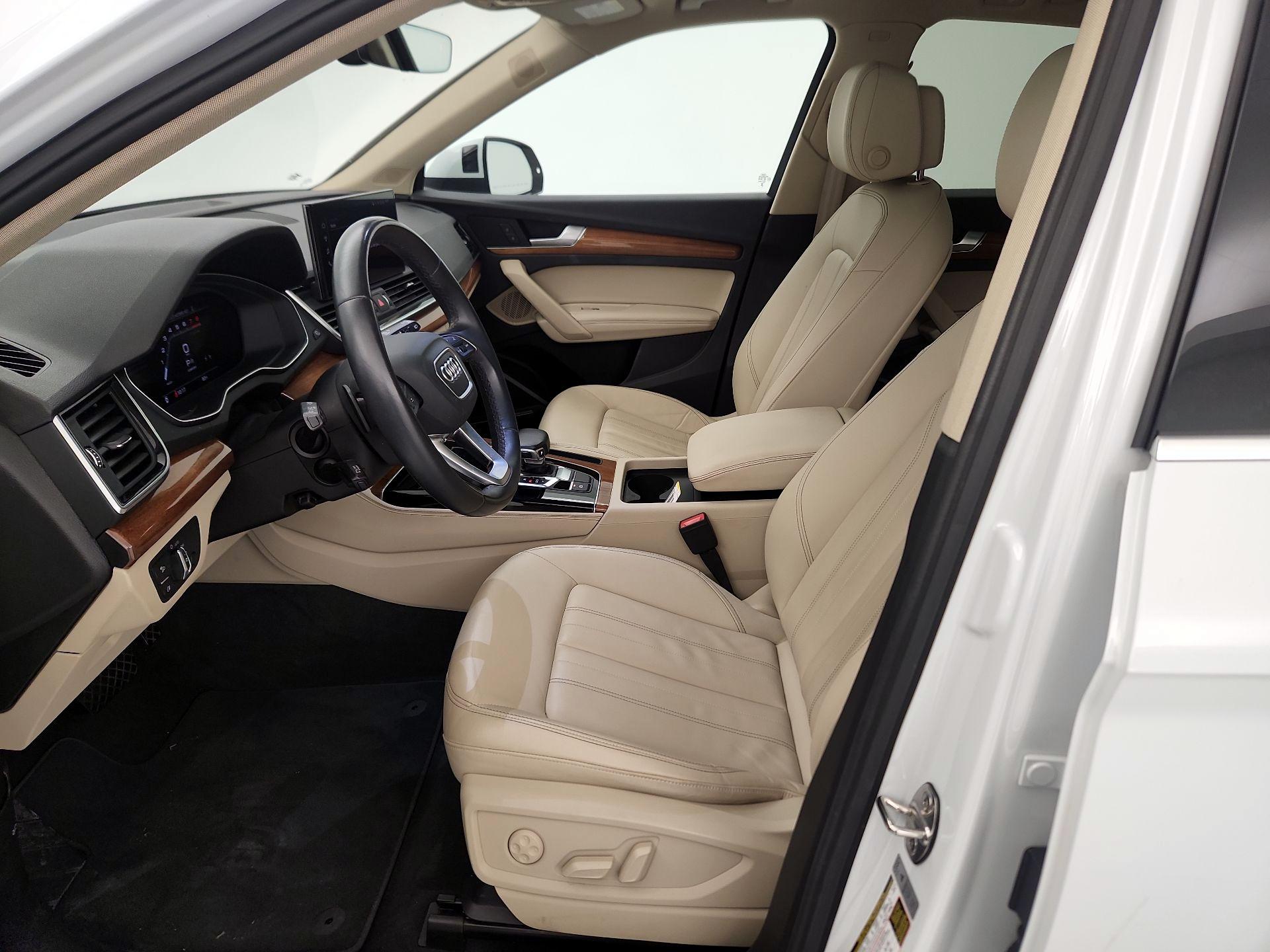 Thumbnail: 2023 Audi Q5 - 11