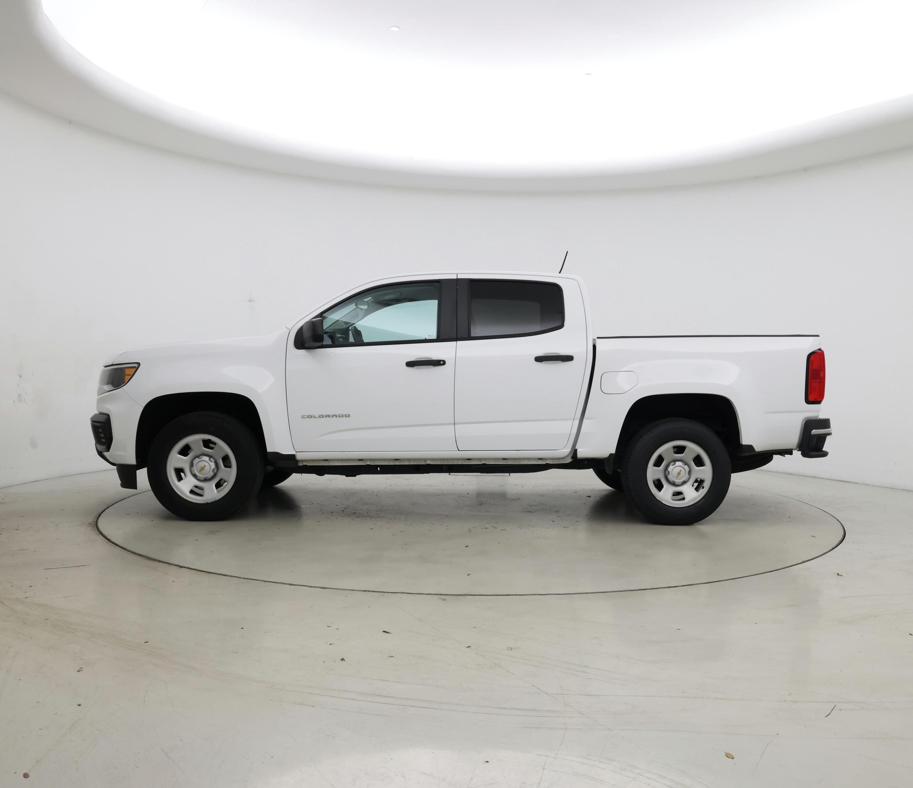 Thumbnail: 2022 Chevrolet Colorado - 3