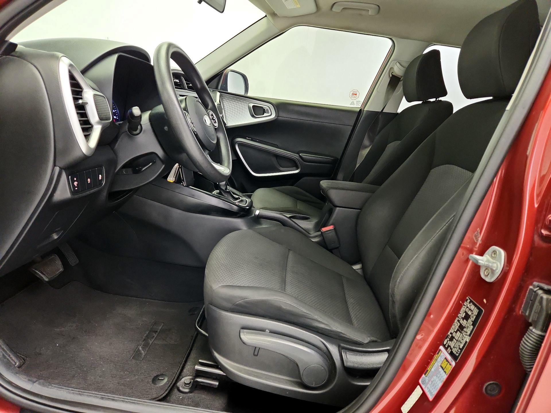 Thumbnail: 2020 Kia Soul - 11