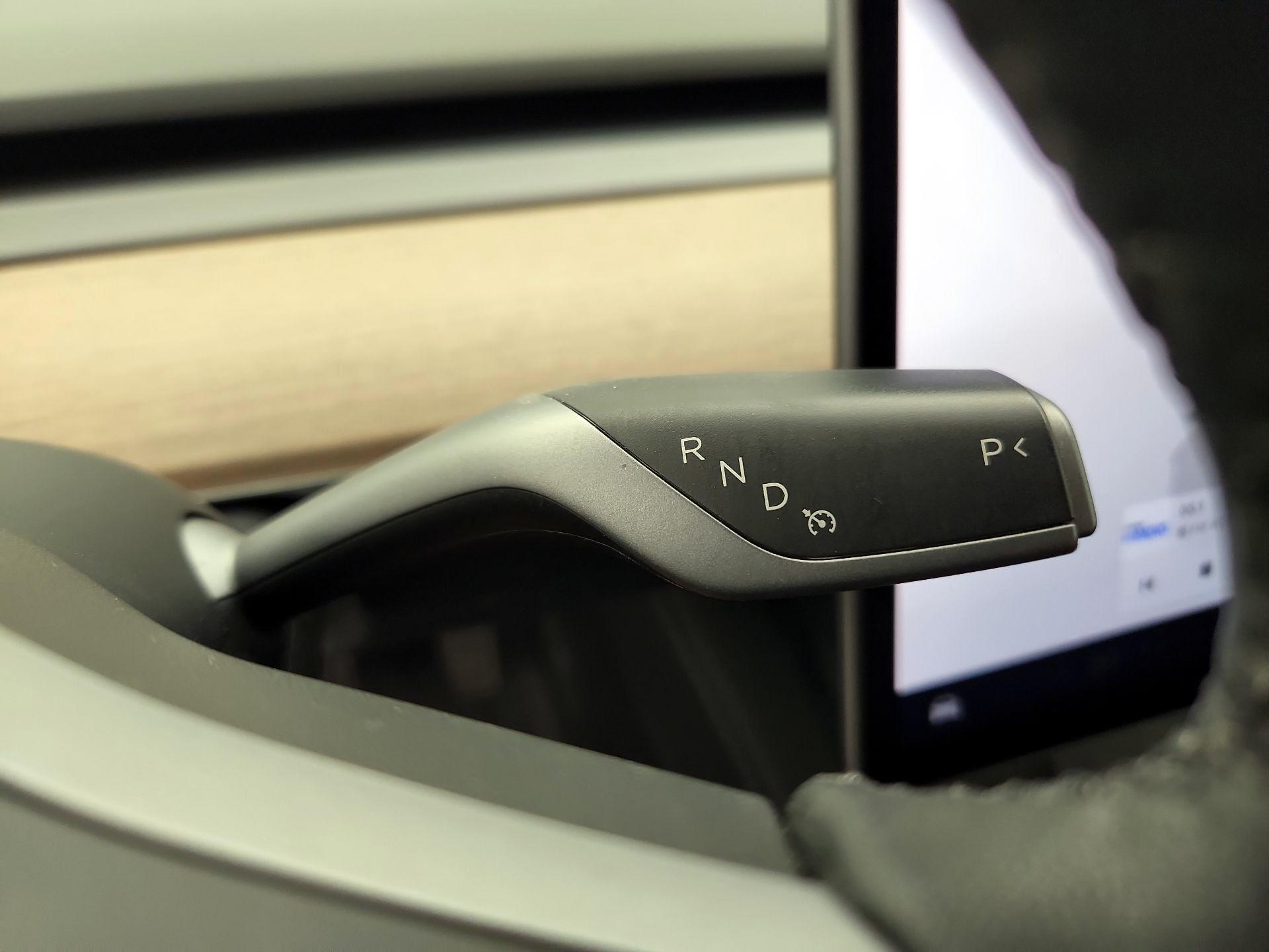 Thumbnail: 2023 Tesla Model 3 - 17