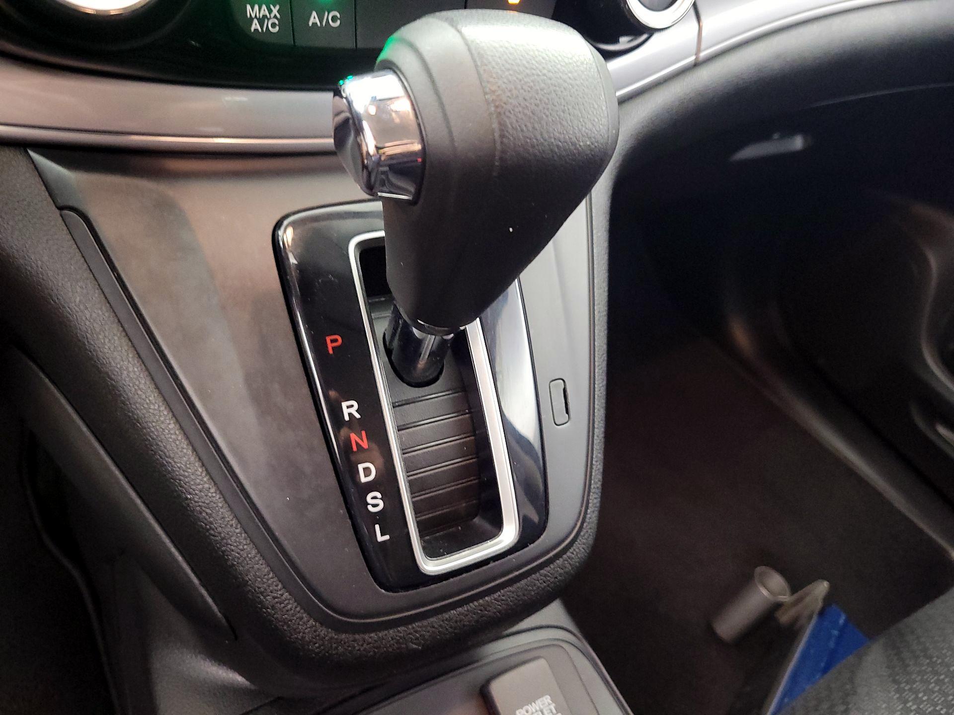 Thumbnail: 2015 Honda CR-V - 17