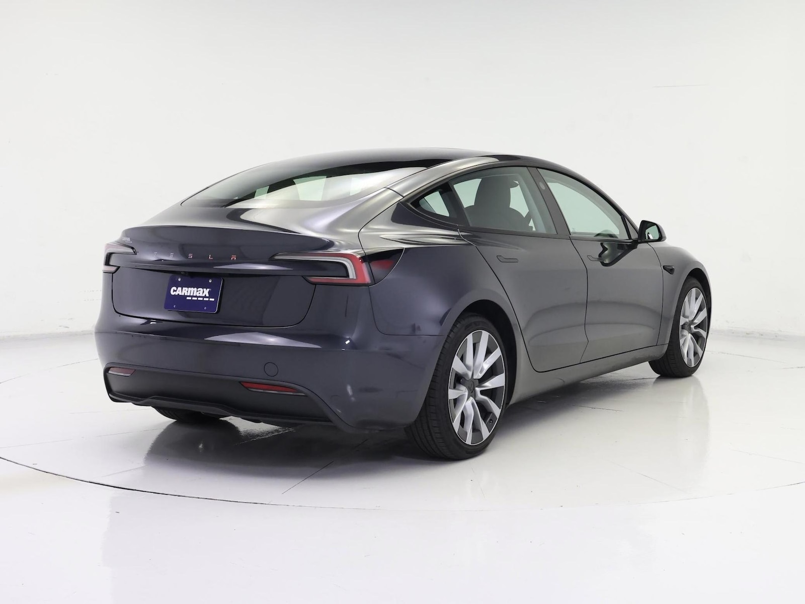 2025 Tesla Model 3 Long Range - Photo 9